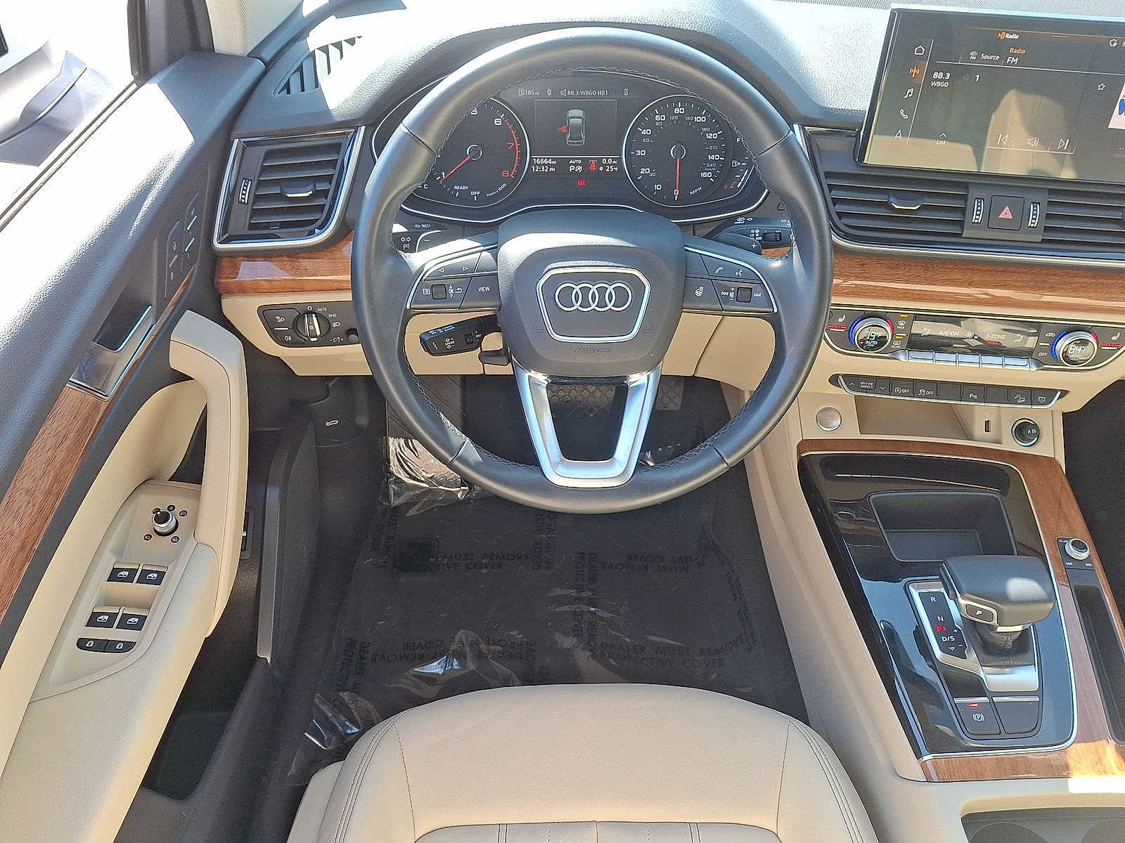 Thumbnail: 2023 Audi Q5 - 21