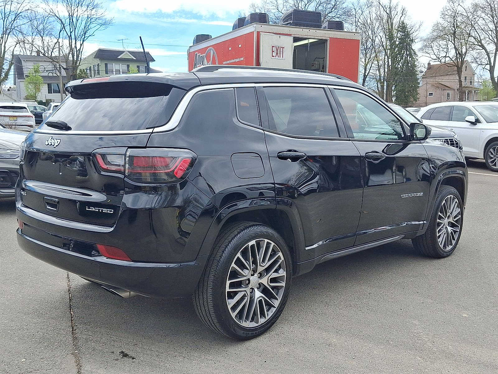 Thumbnail: 2022 Jeep Compass - 25