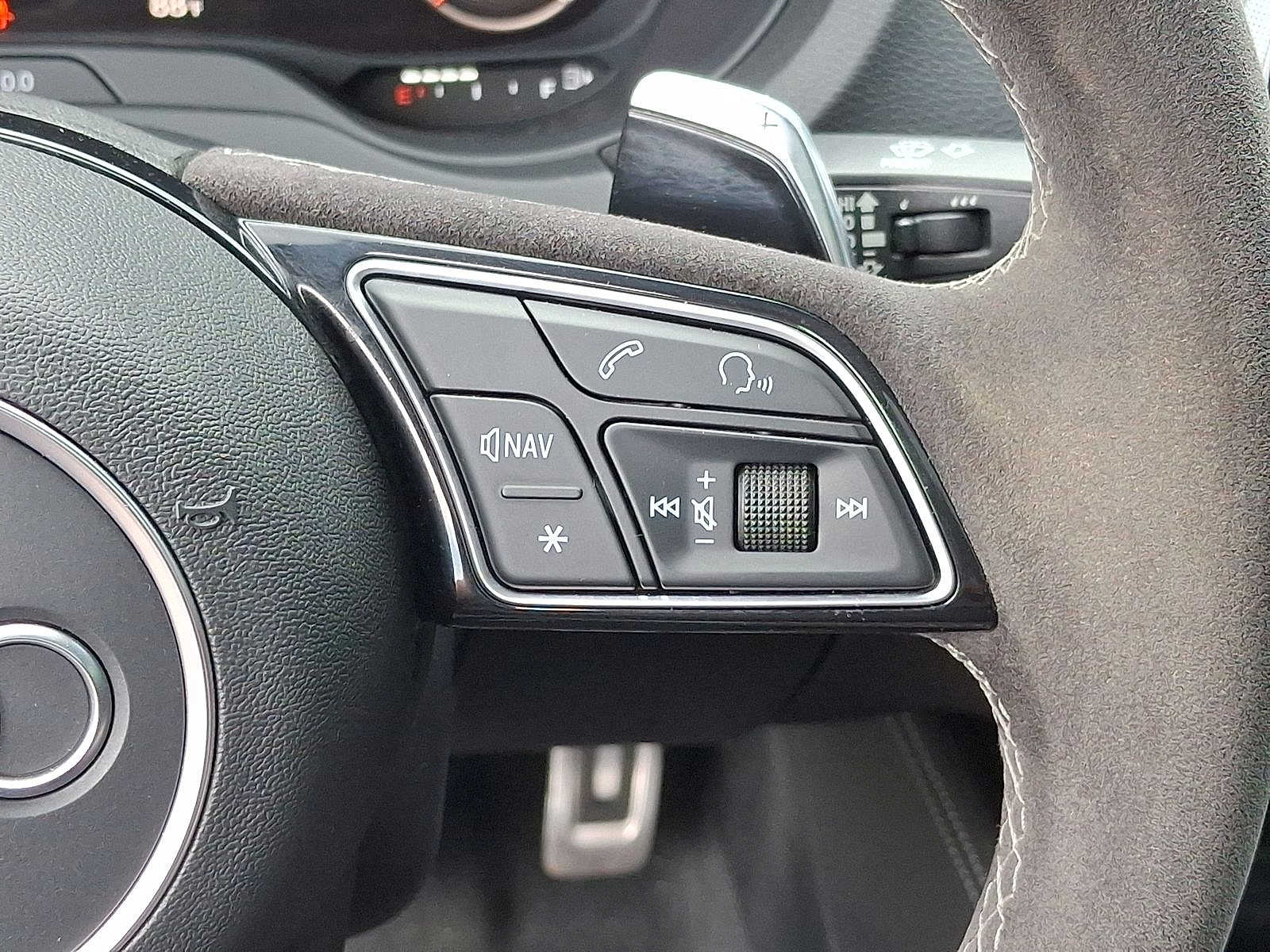Thumbnail: 2019 Audi RS 3 - 18