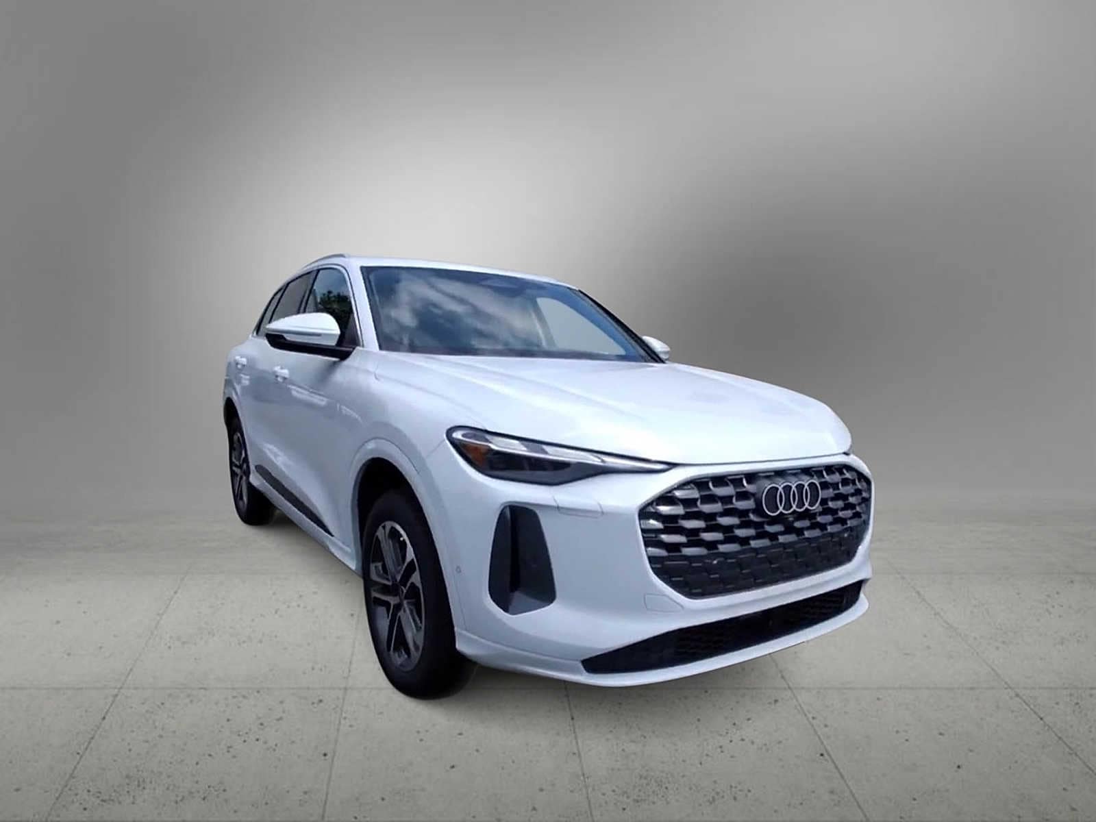 Thumbnail: 2025 Audi Q5 - 2