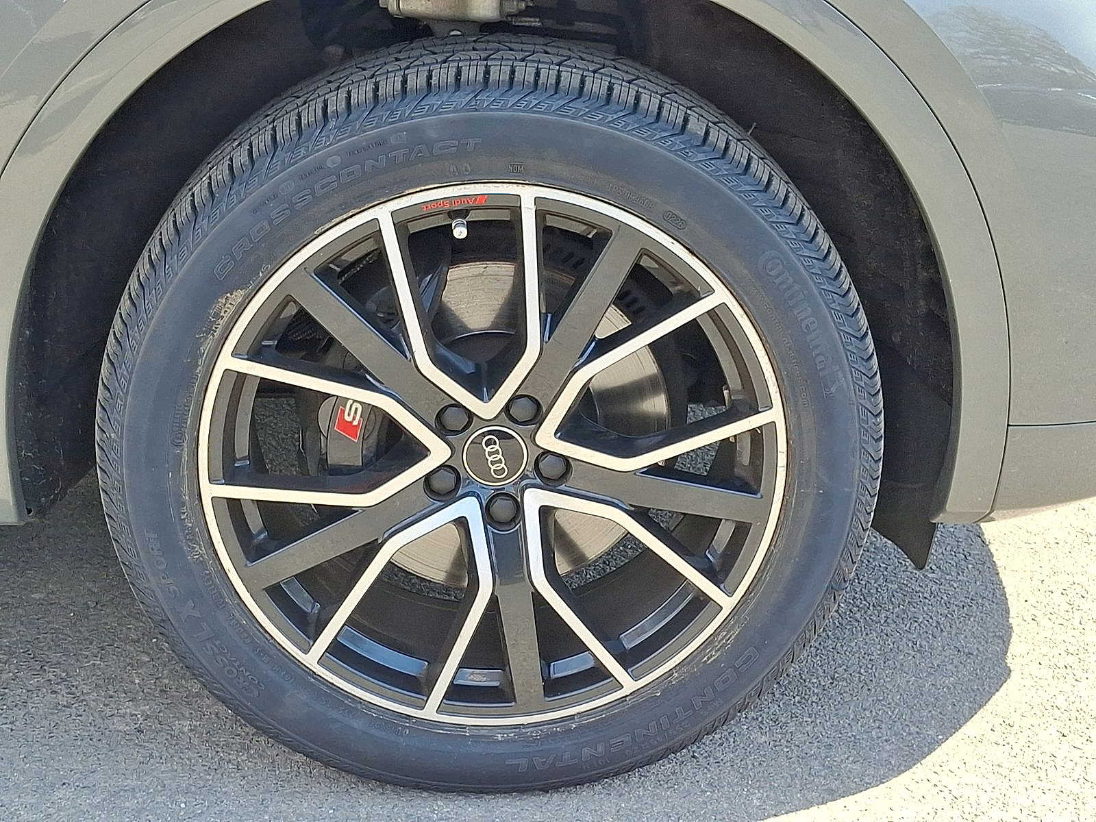 Thumbnail: 2023 Audi SQ5 - 27