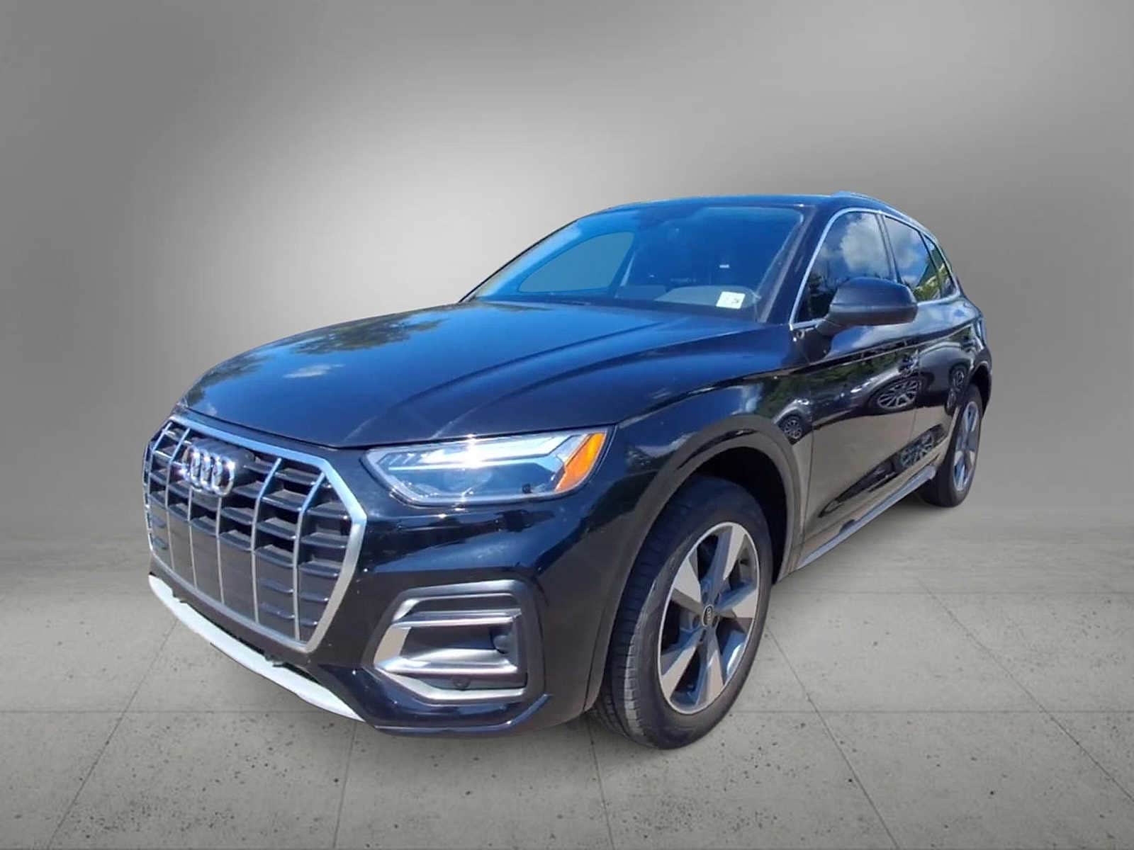 Thumbnail: 2023 Audi Q5 - 2