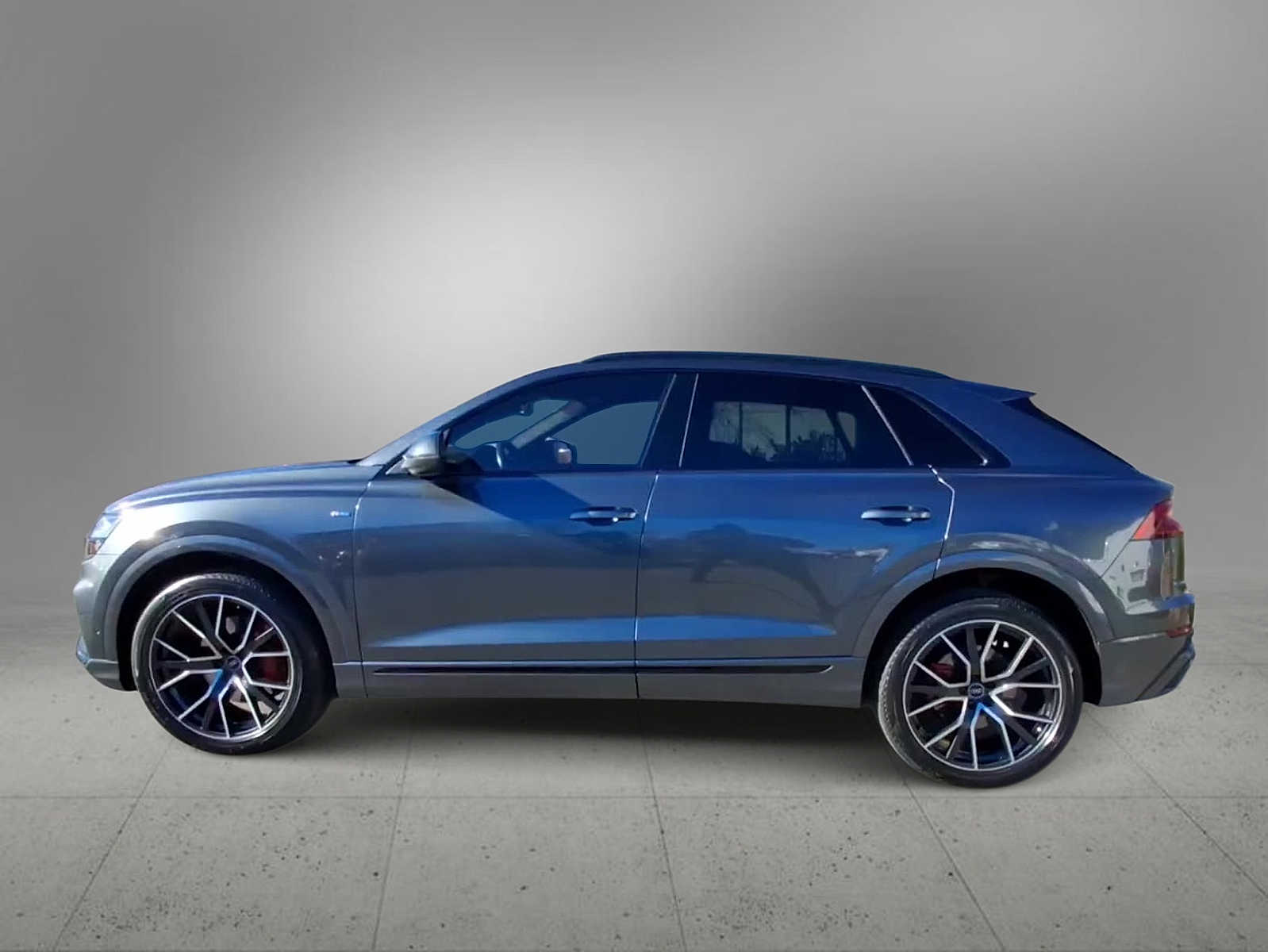 Thumbnail: 2021 Audi Q8 - 5