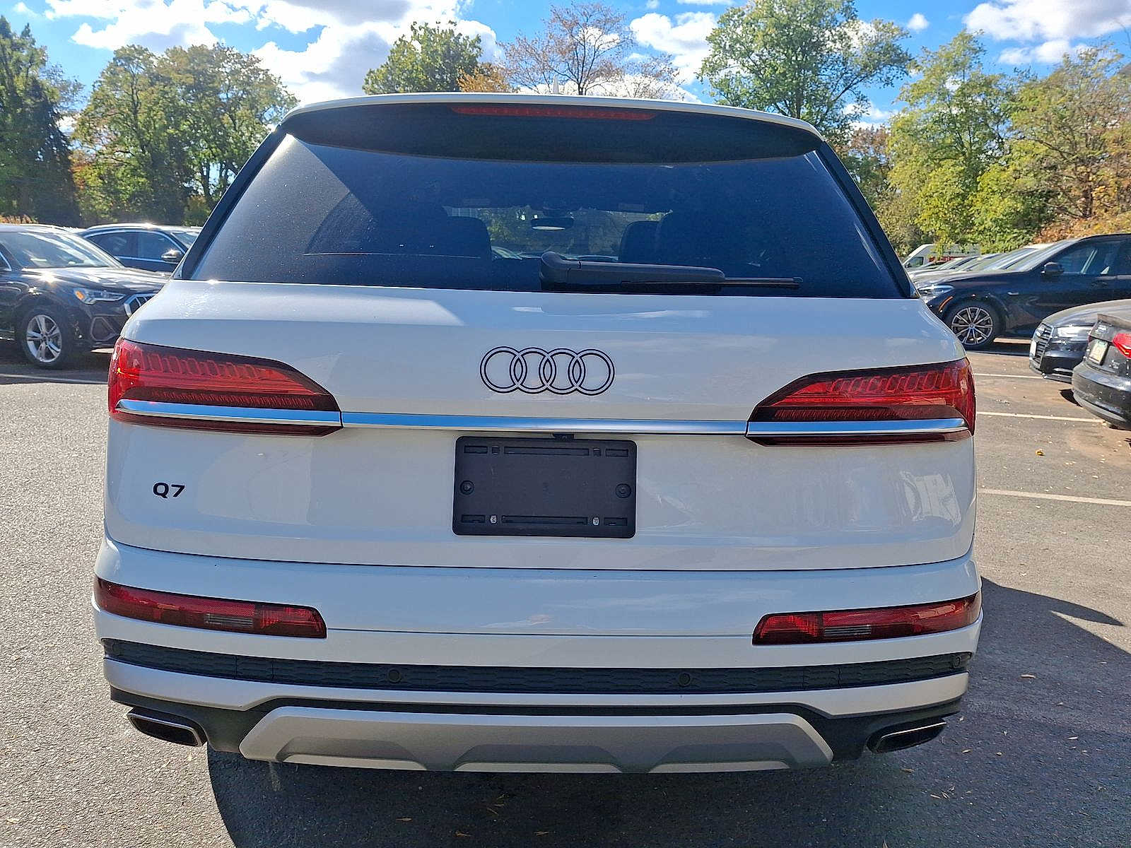 Thumbnail: 2025 Audi Q7 - 18