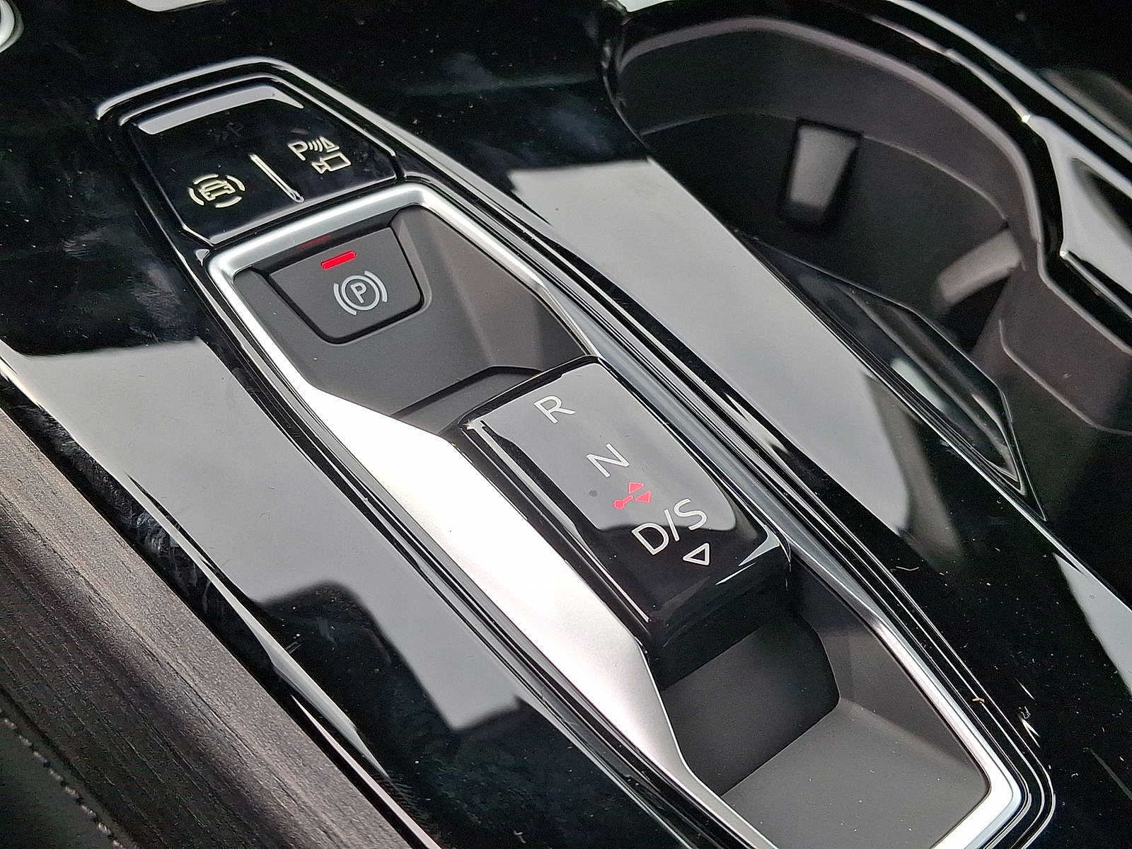 Thumbnail: 2025 Audi A5 - 15