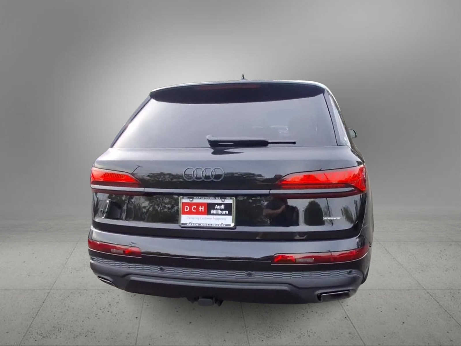 Thumbnail: 2026 Audi Q7 - 7