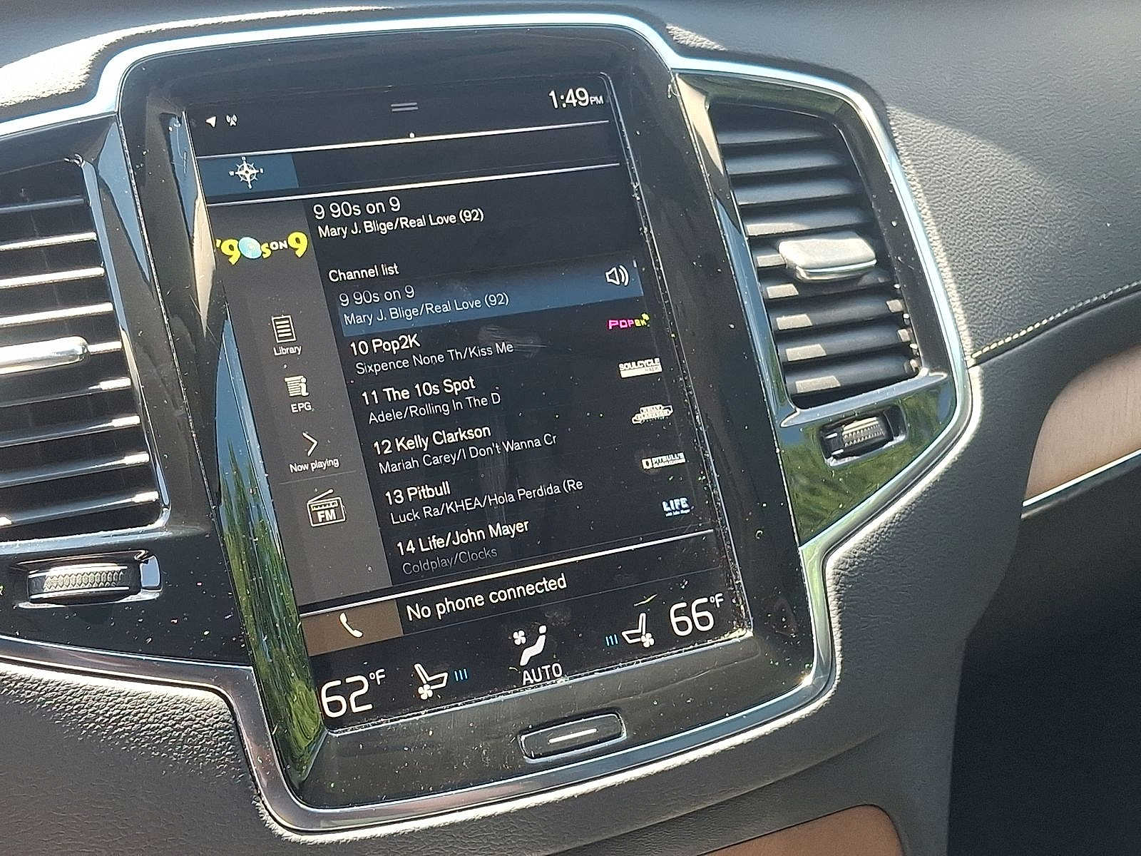 Thumbnail: 2020 Volvo XC90 - 13