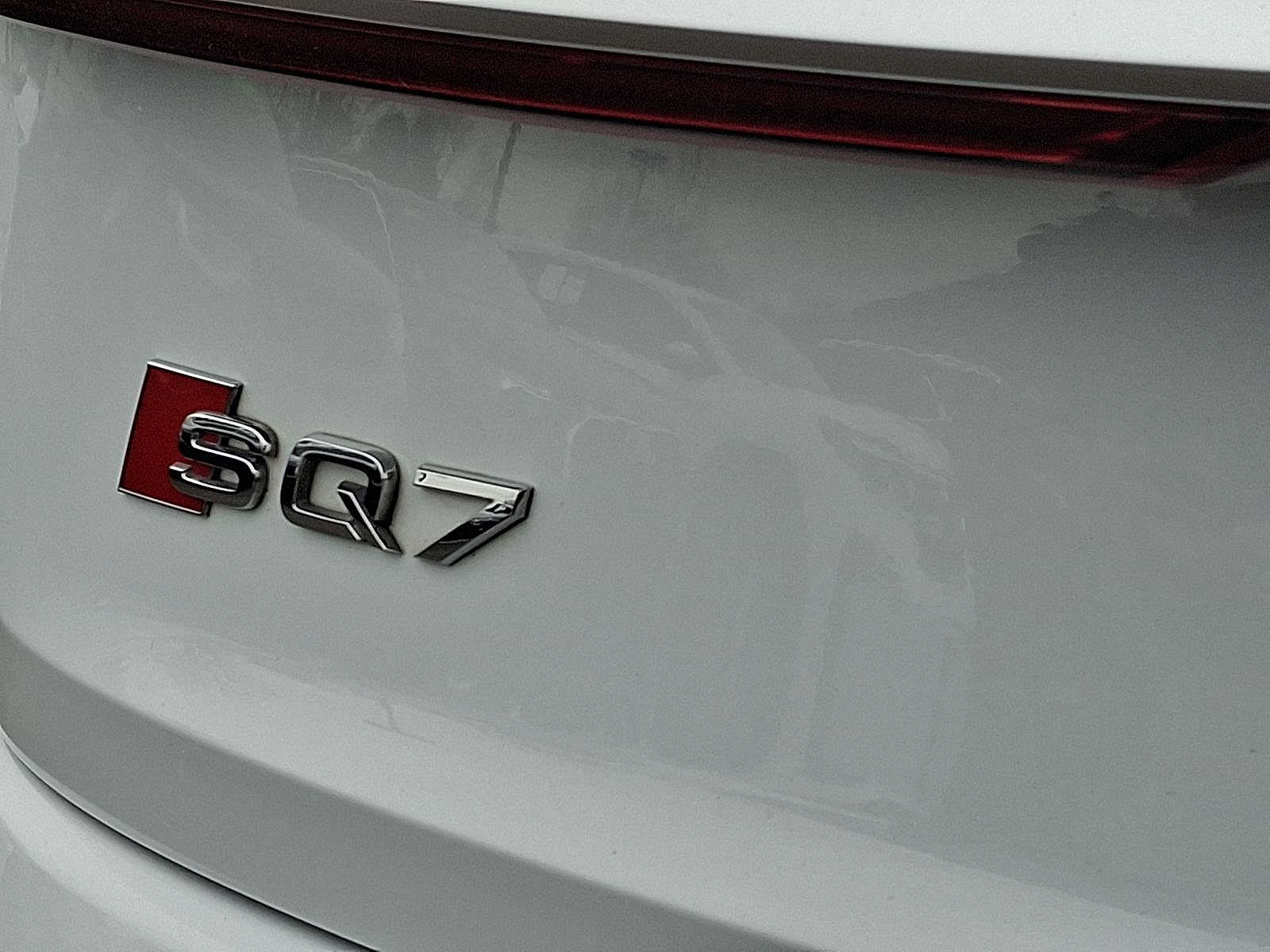 Thumbnail: 2022 Audi SQ7 - 24