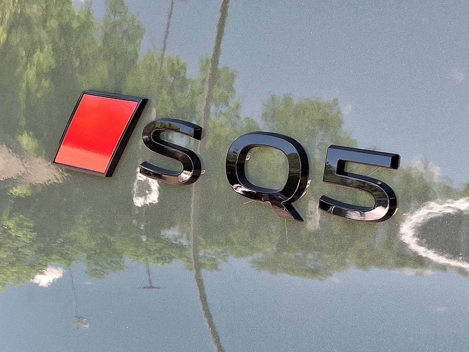 Thumbnail: 2026 Audi SQ5 - 25