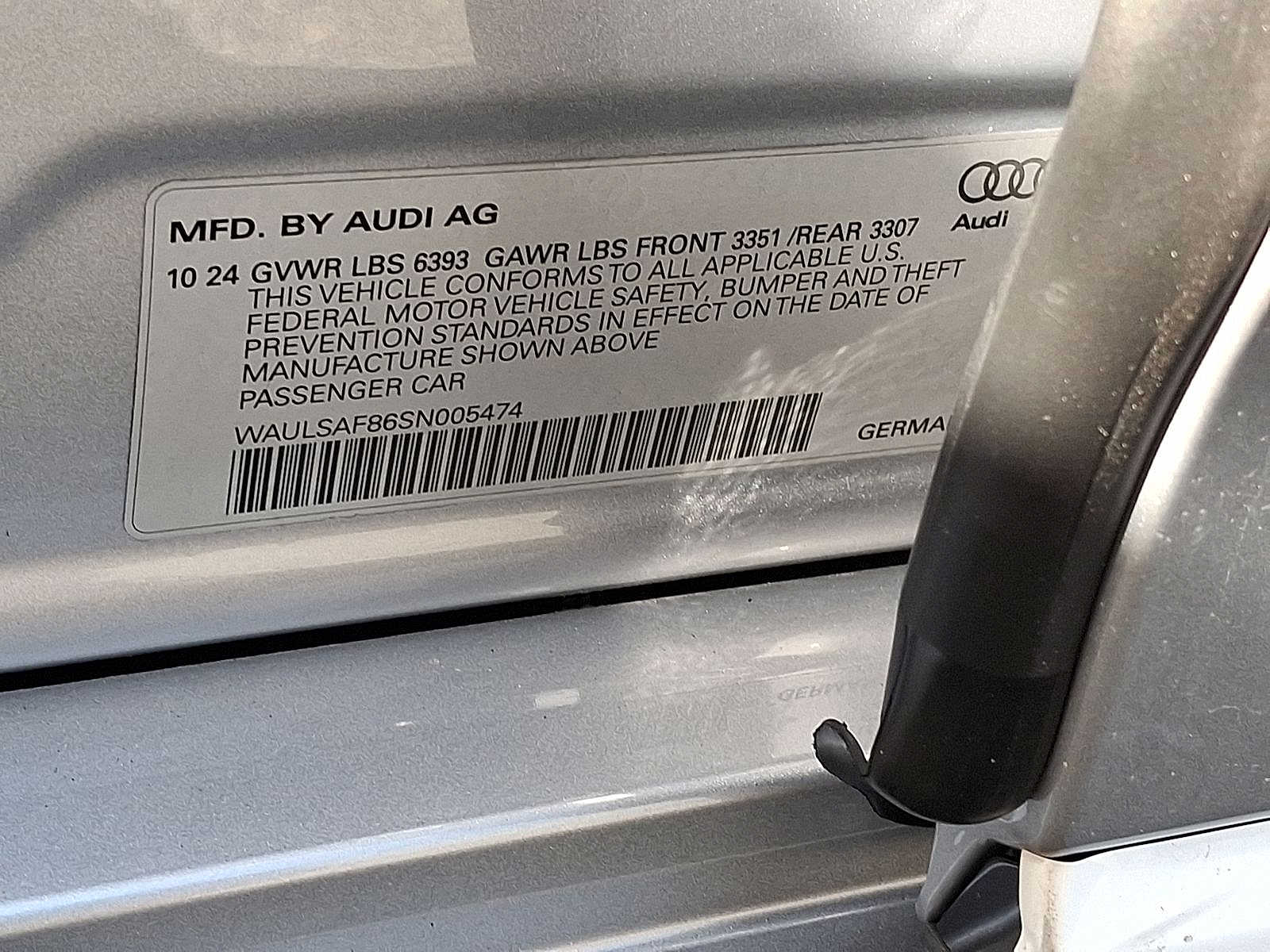 Thumbnail: 2025 Audi S8 - 16