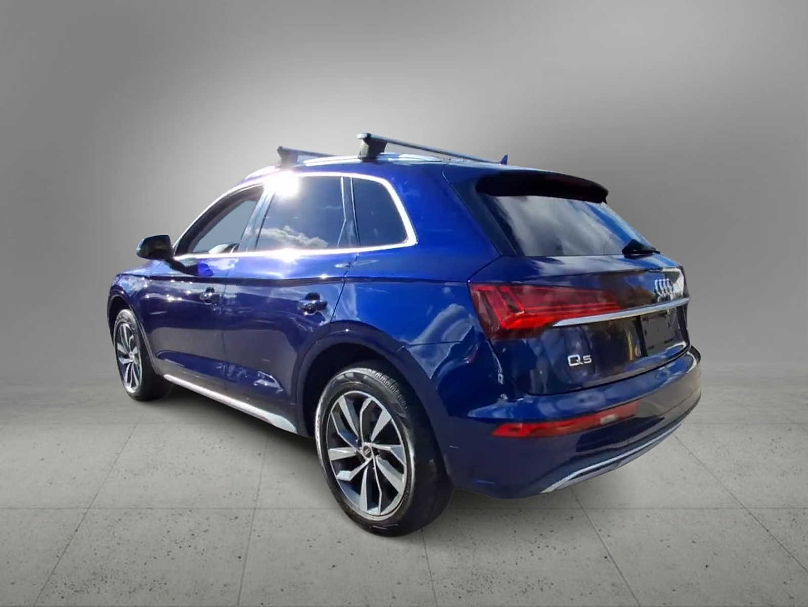 Thumbnail: 2021 Audi Q5 - 6