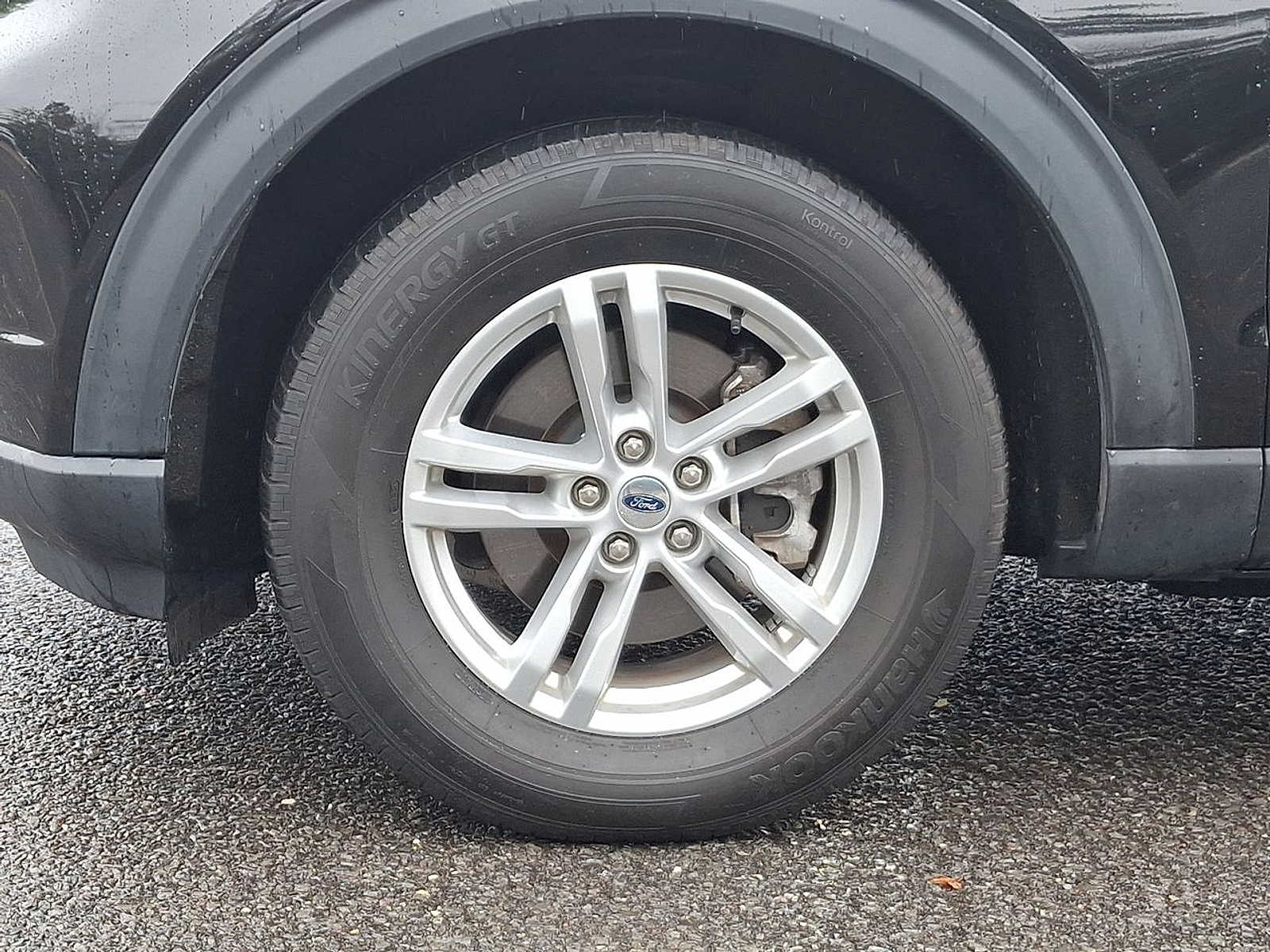 Thumbnail: 2022 Ford Explorer - 29