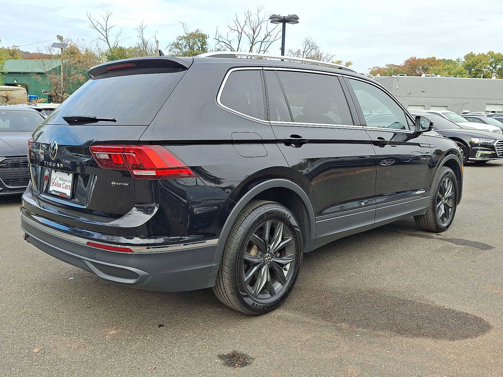 Thumbnail: 2024 Volkswagen Tiguan - 25