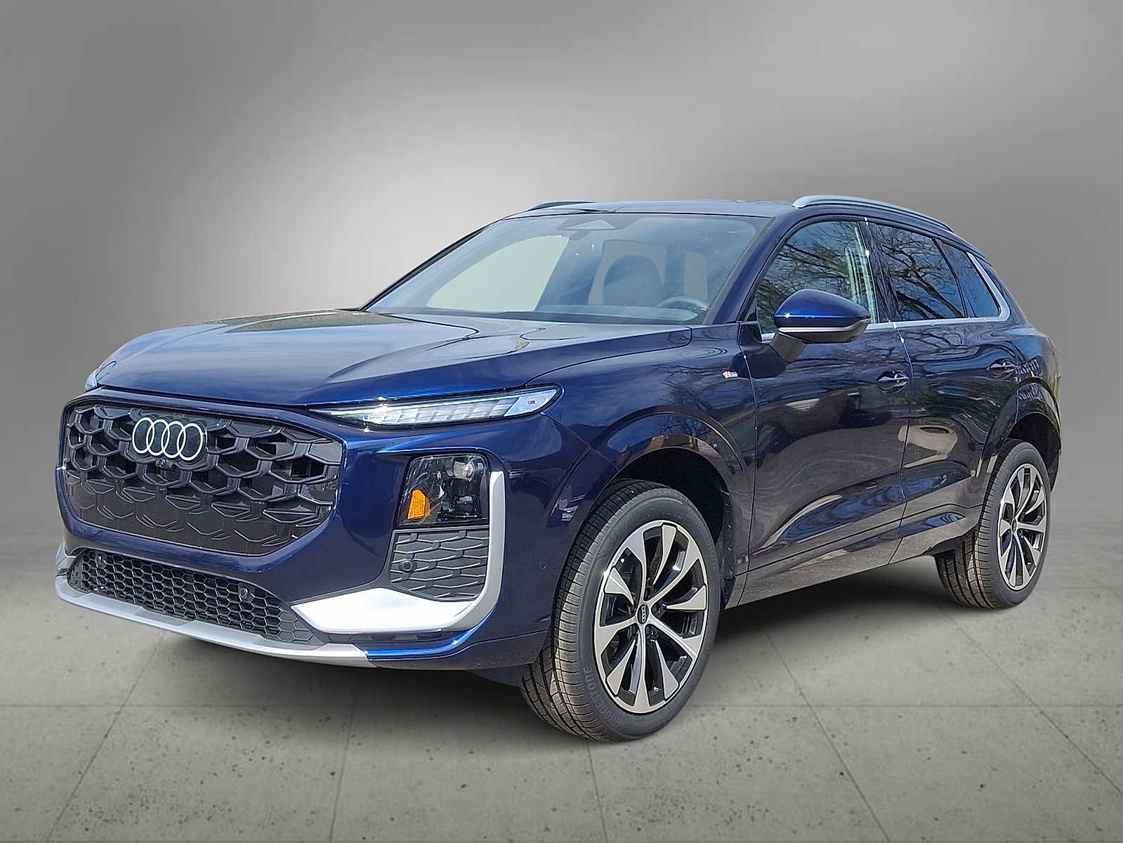 Thumbnail: 2026 Audi Q3 - 1