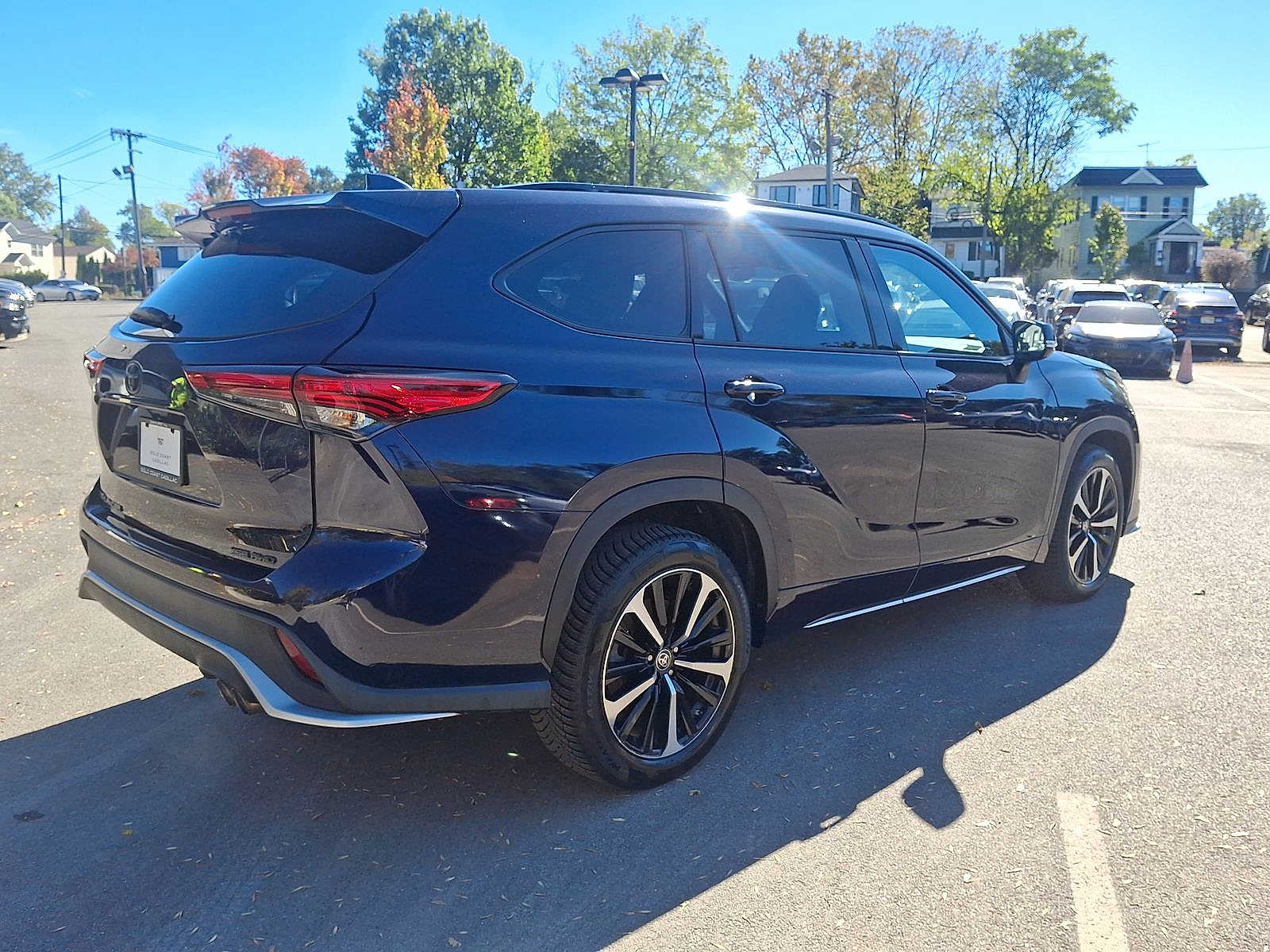 Thumbnail: 2021 Toyota Highlander - 22