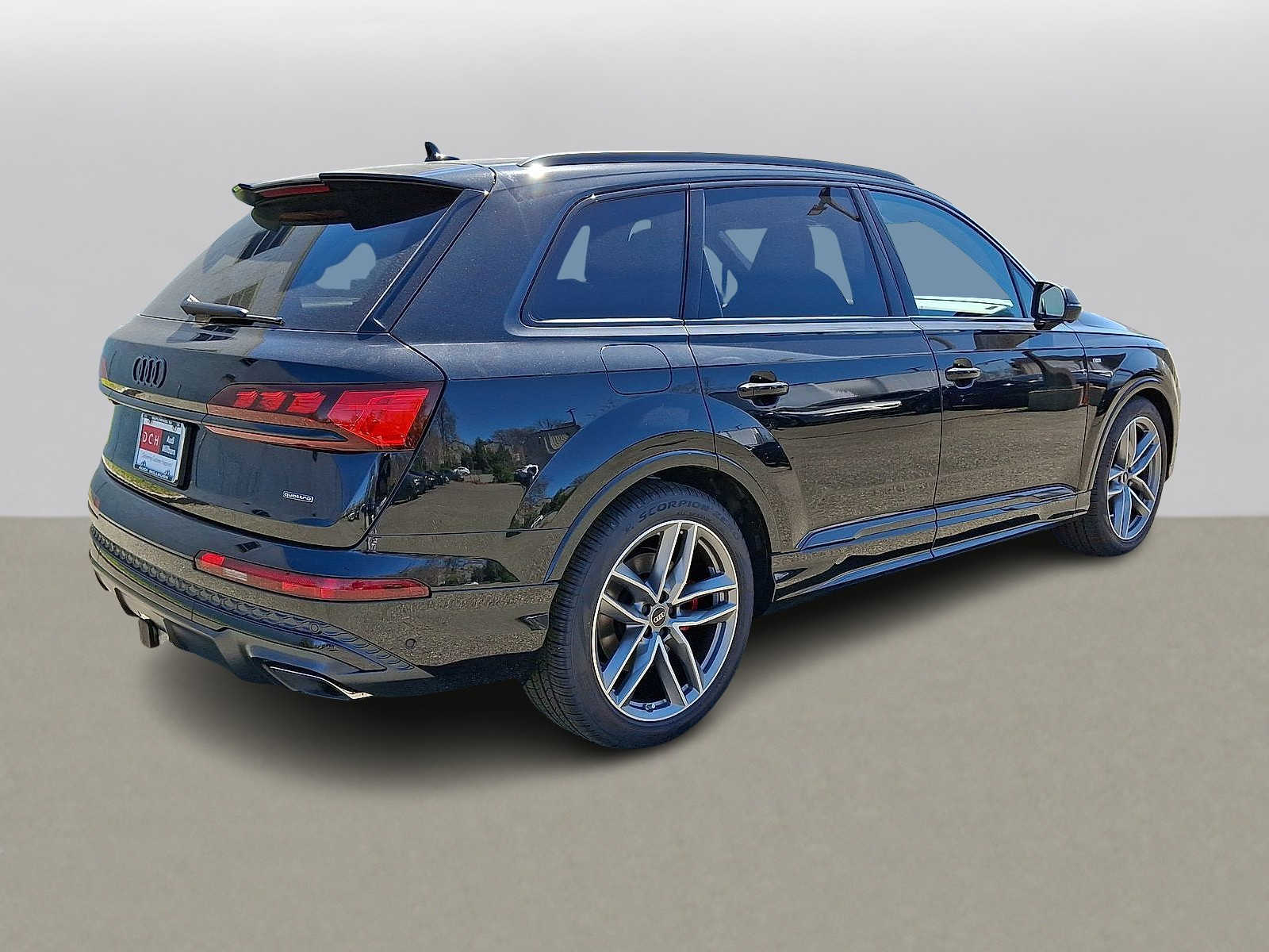 Thumbnail: 2026 Audi Q7 - 11