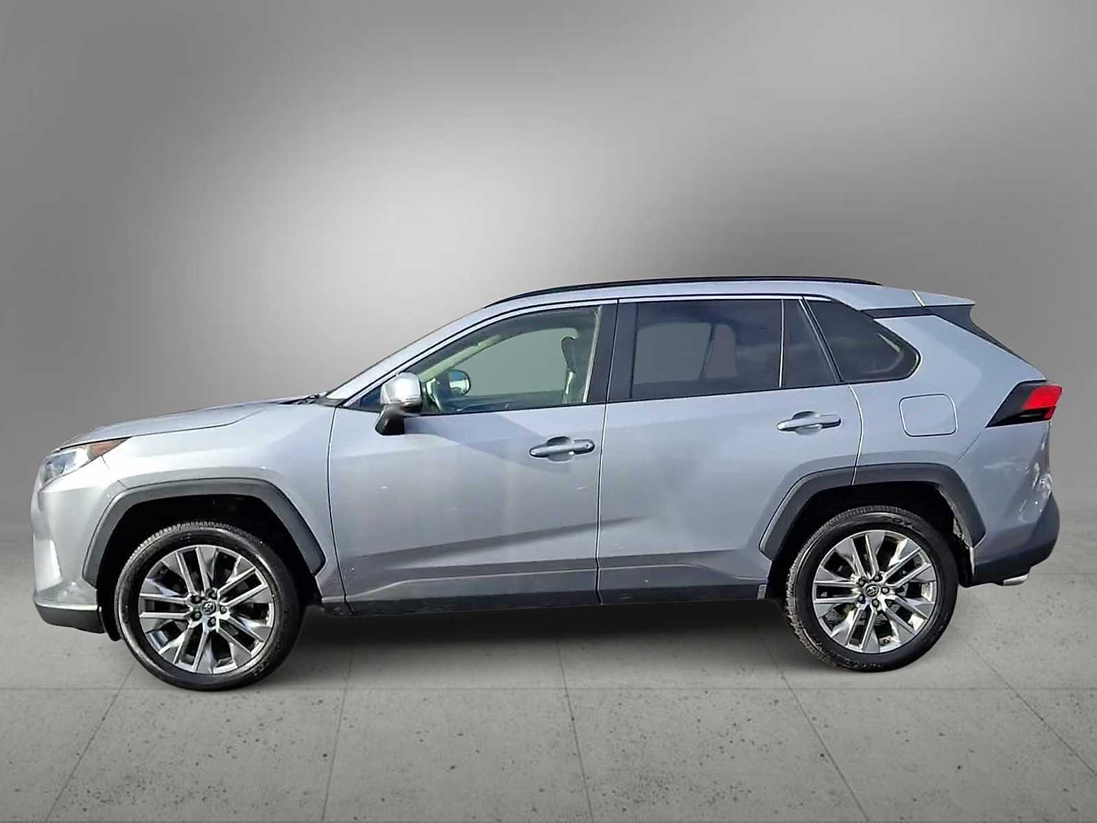 Thumbnail: 2019 Toyota RAV4 - 2