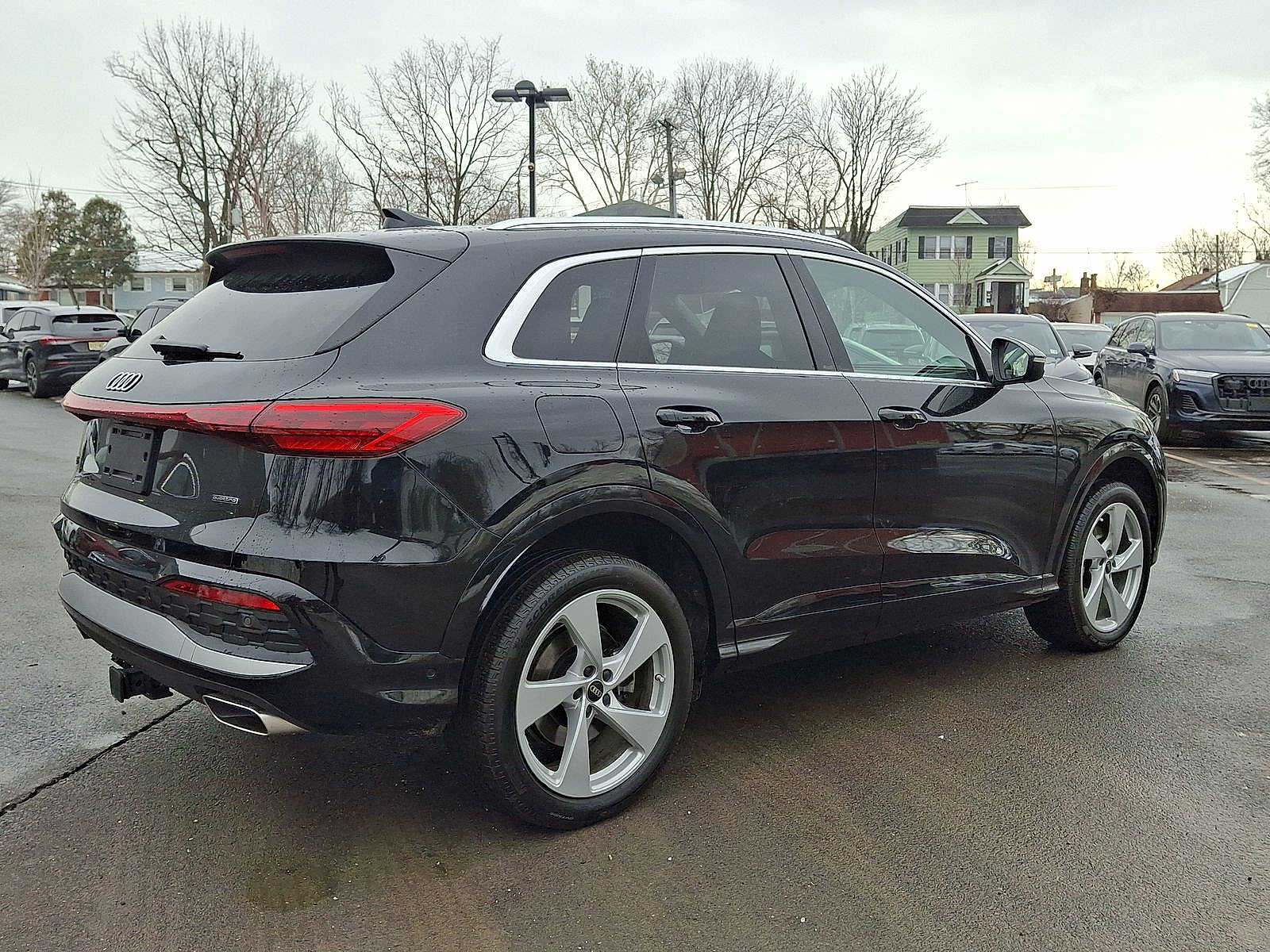 Thumbnail: 2025 Audi Q5 - 23