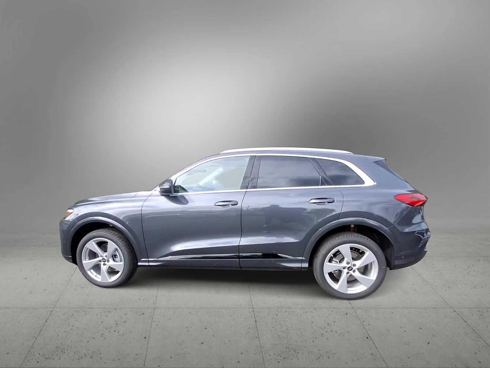 Thumbnail: 2025 Audi Q5 - 5
