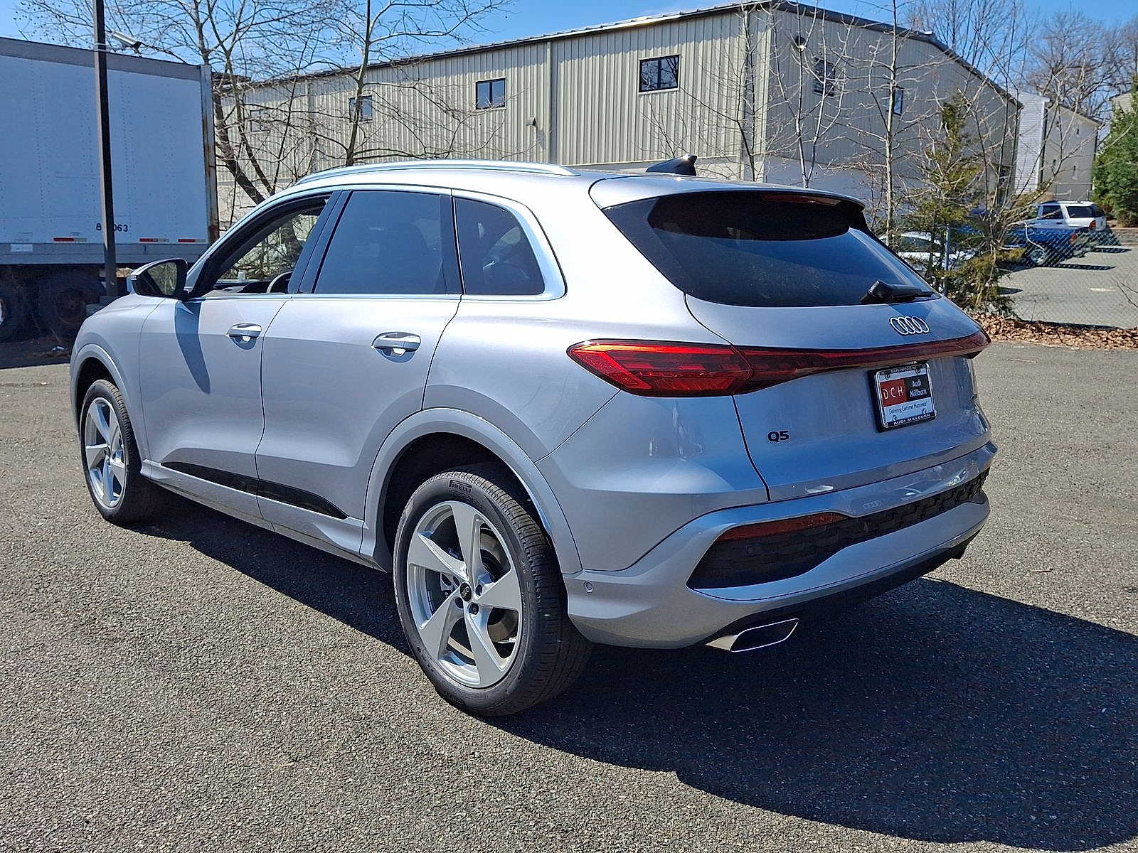 Thumbnail: 2026 Audi Q5 - 12