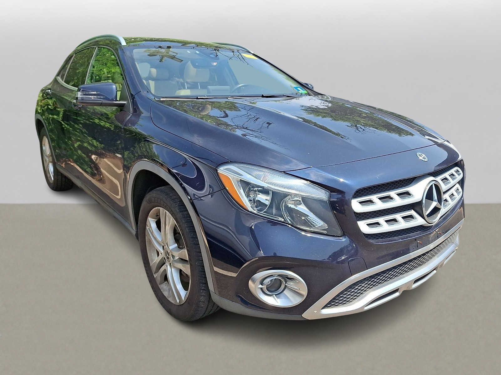 Thumbnail: 2018 Mercedes-Benz GLA - 2