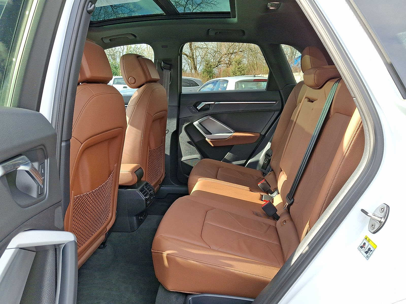 Thumbnail: 2022 Audi Q3 - 20