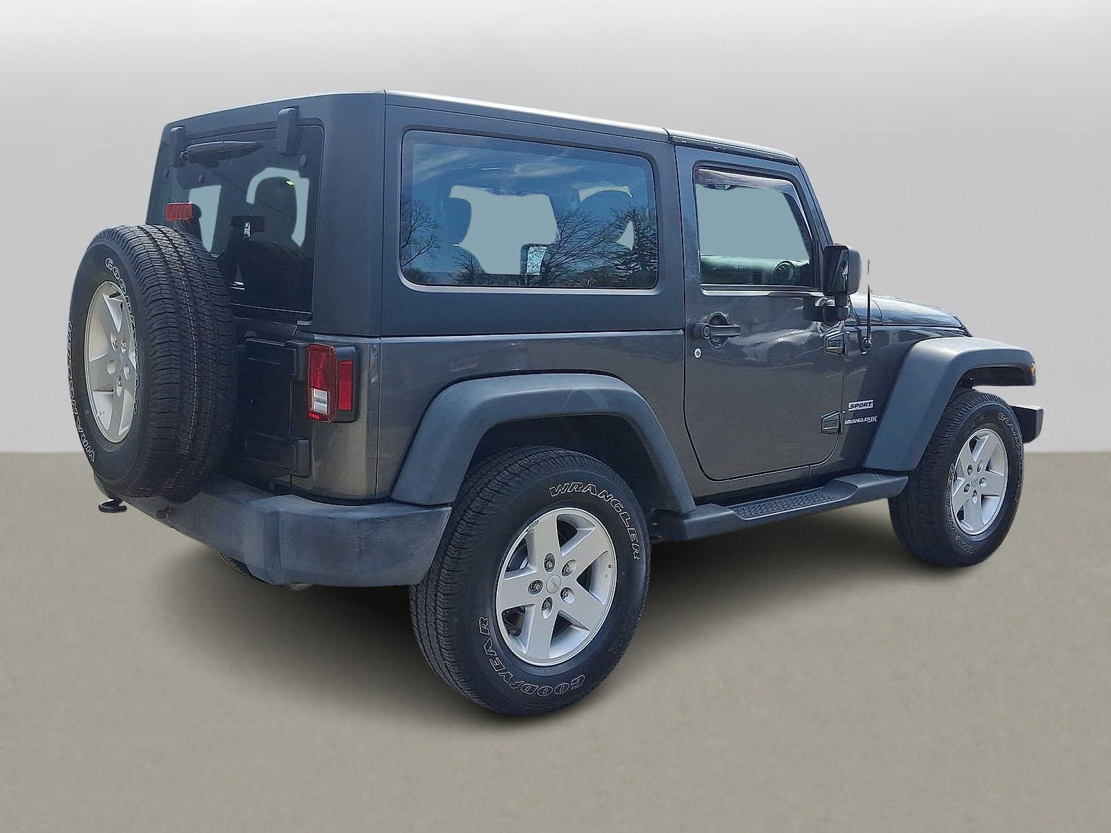 Thumbnail: 2018 Jeep Wrangler - 25