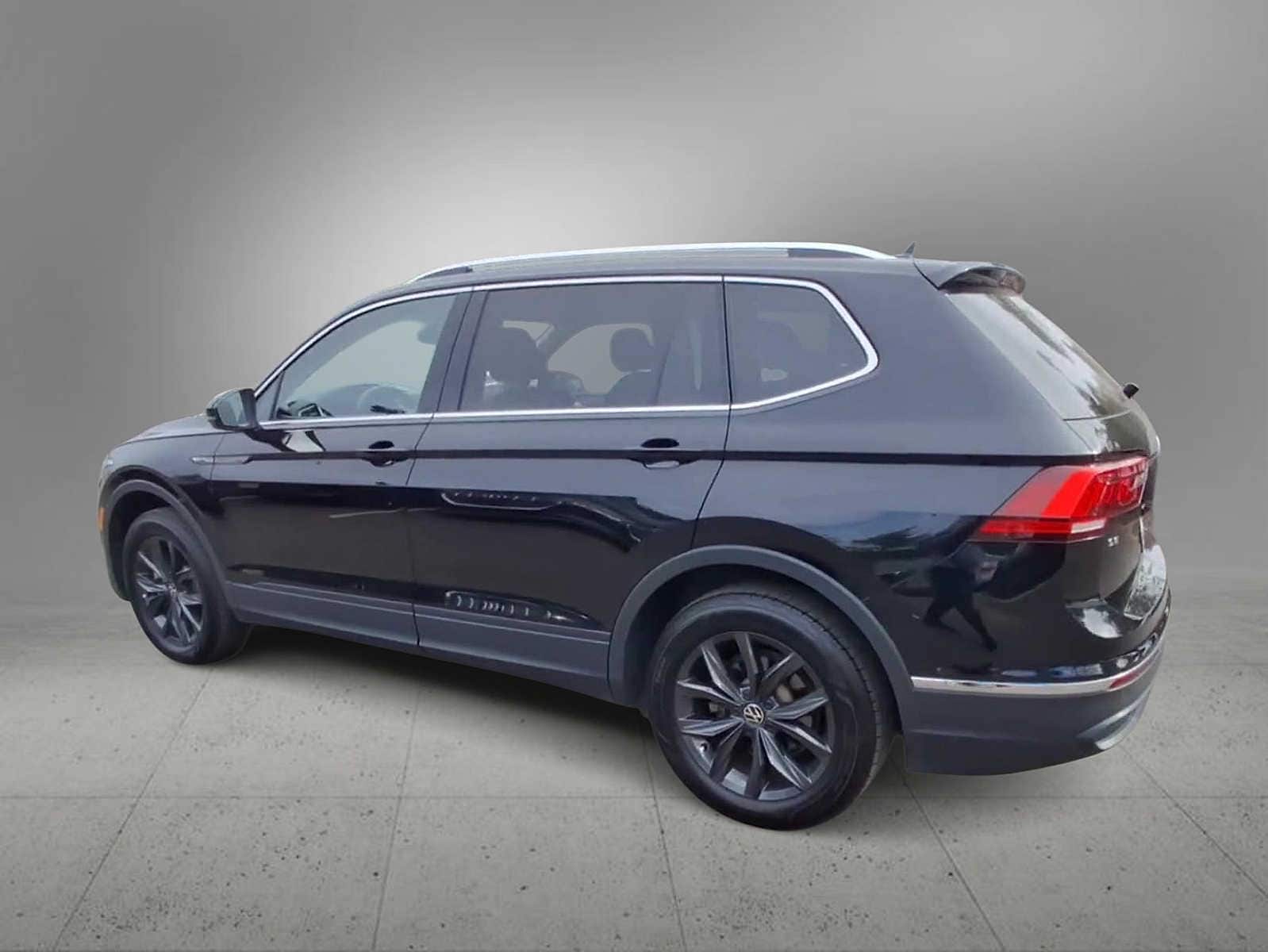 Thumbnail: 2024 Volkswagen Tiguan - 6