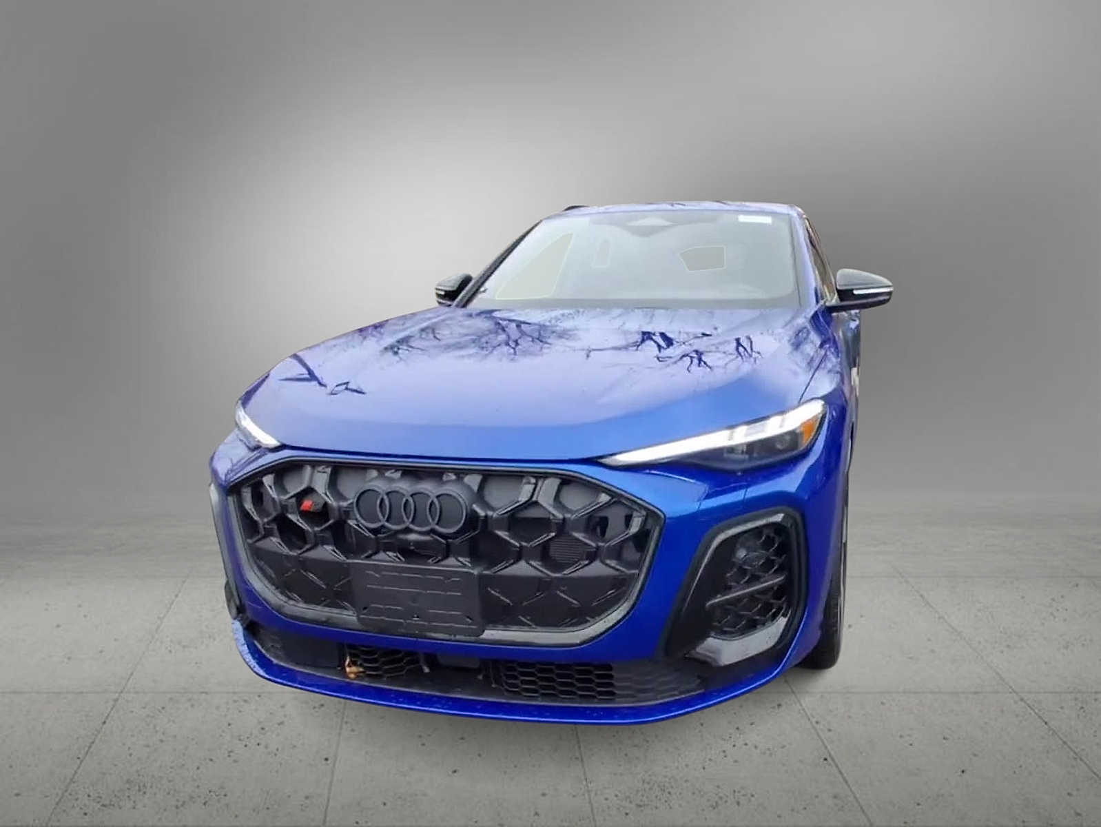 Thumbnail: 2025 Audi SQ5 - 3