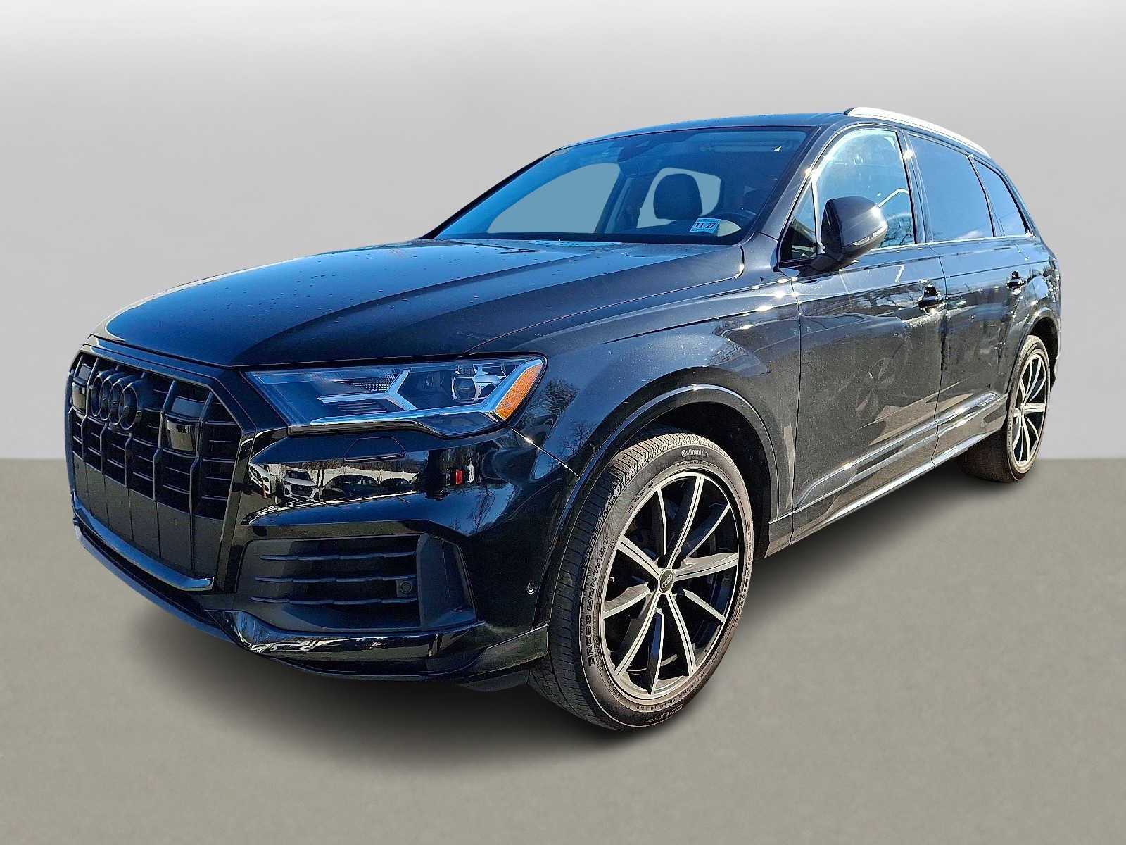 Thumbnail: 2023 Audi Q7 - 1