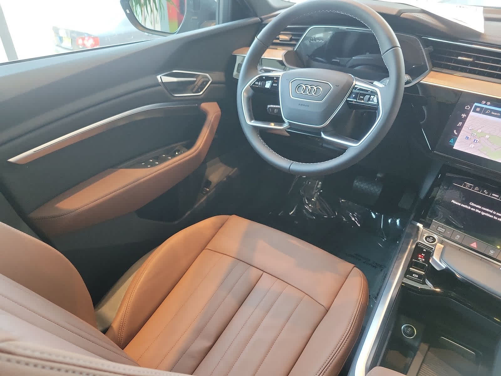 2024 Audi Q8 e-tron Premium 16