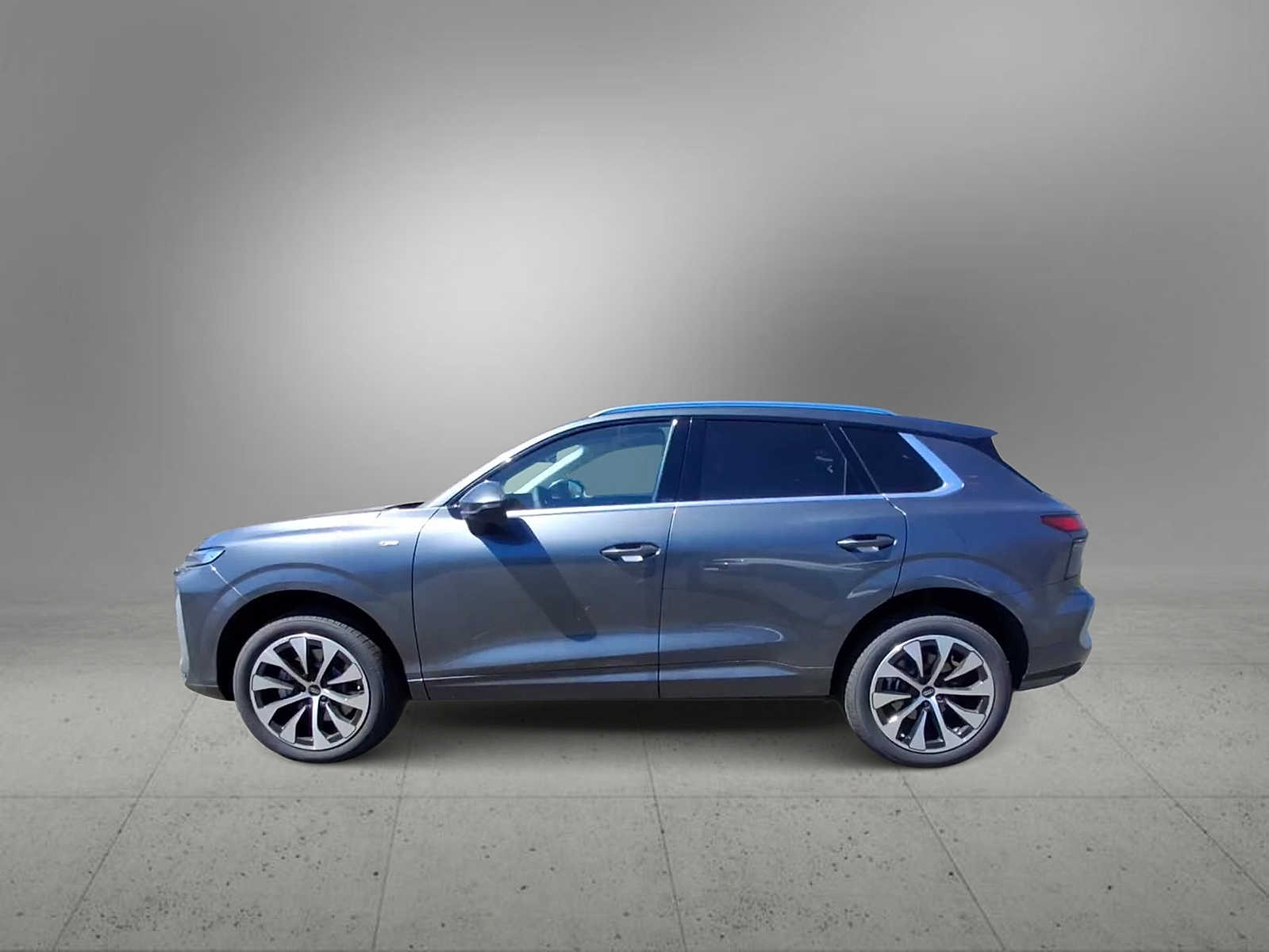 Thumbnail: 2026 Audi Q3 - 5