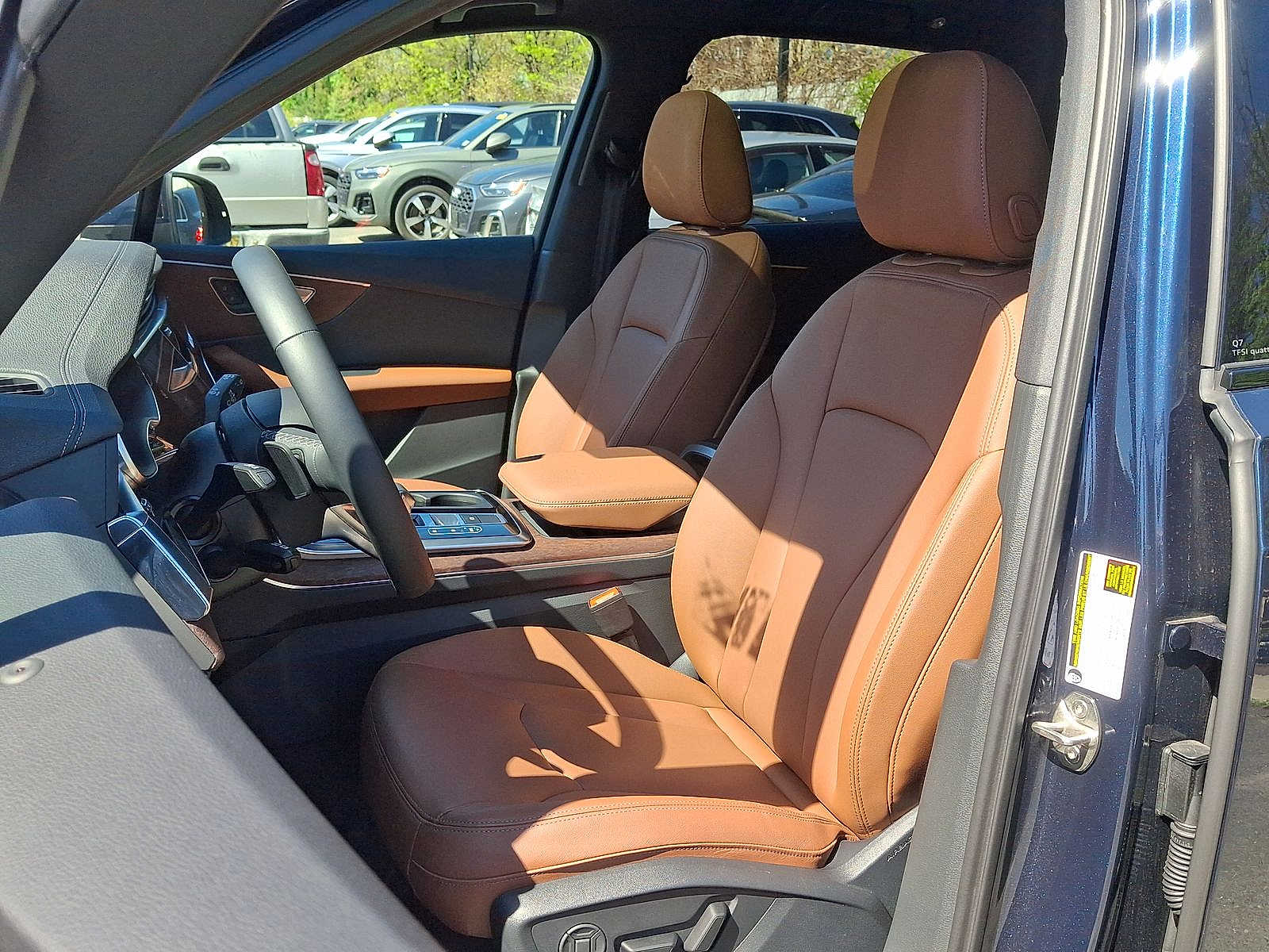 Thumbnail: 2026 Audi Q7 - 11