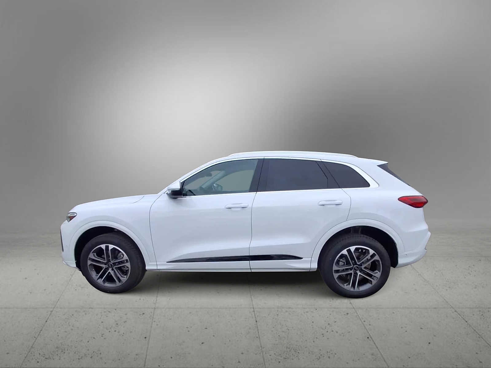 Thumbnail: 2026 Audi Q5 - 5