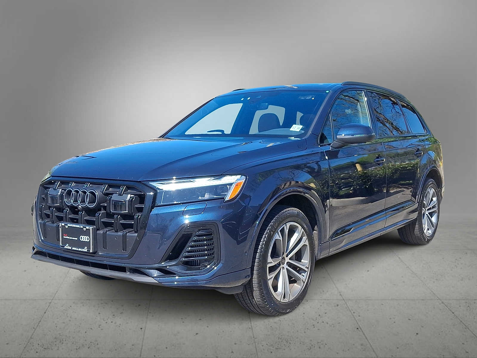 Thumbnail: 2026 Audi Q7 - 1