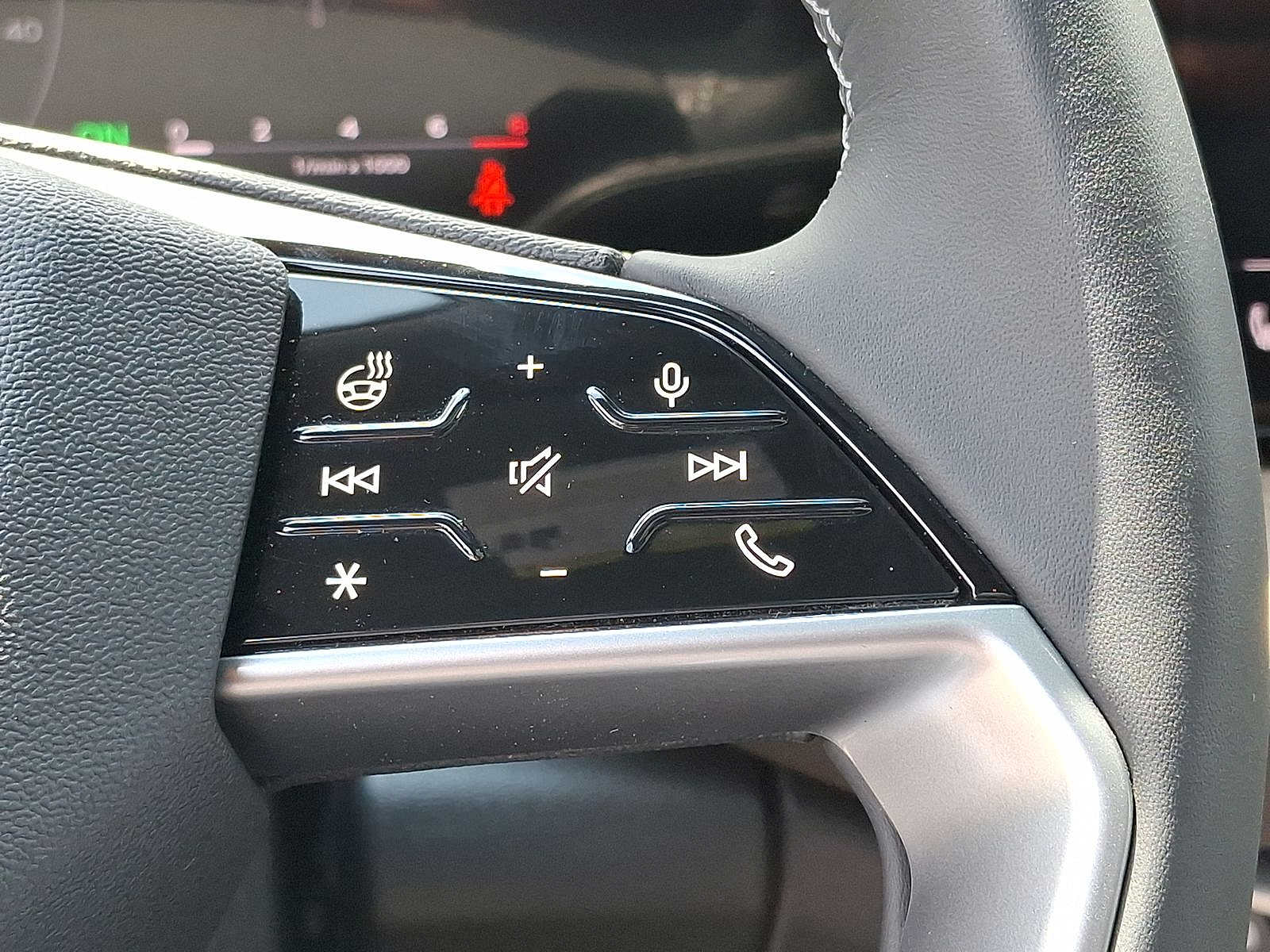 Thumbnail: 2025 Audi Q5 - 17