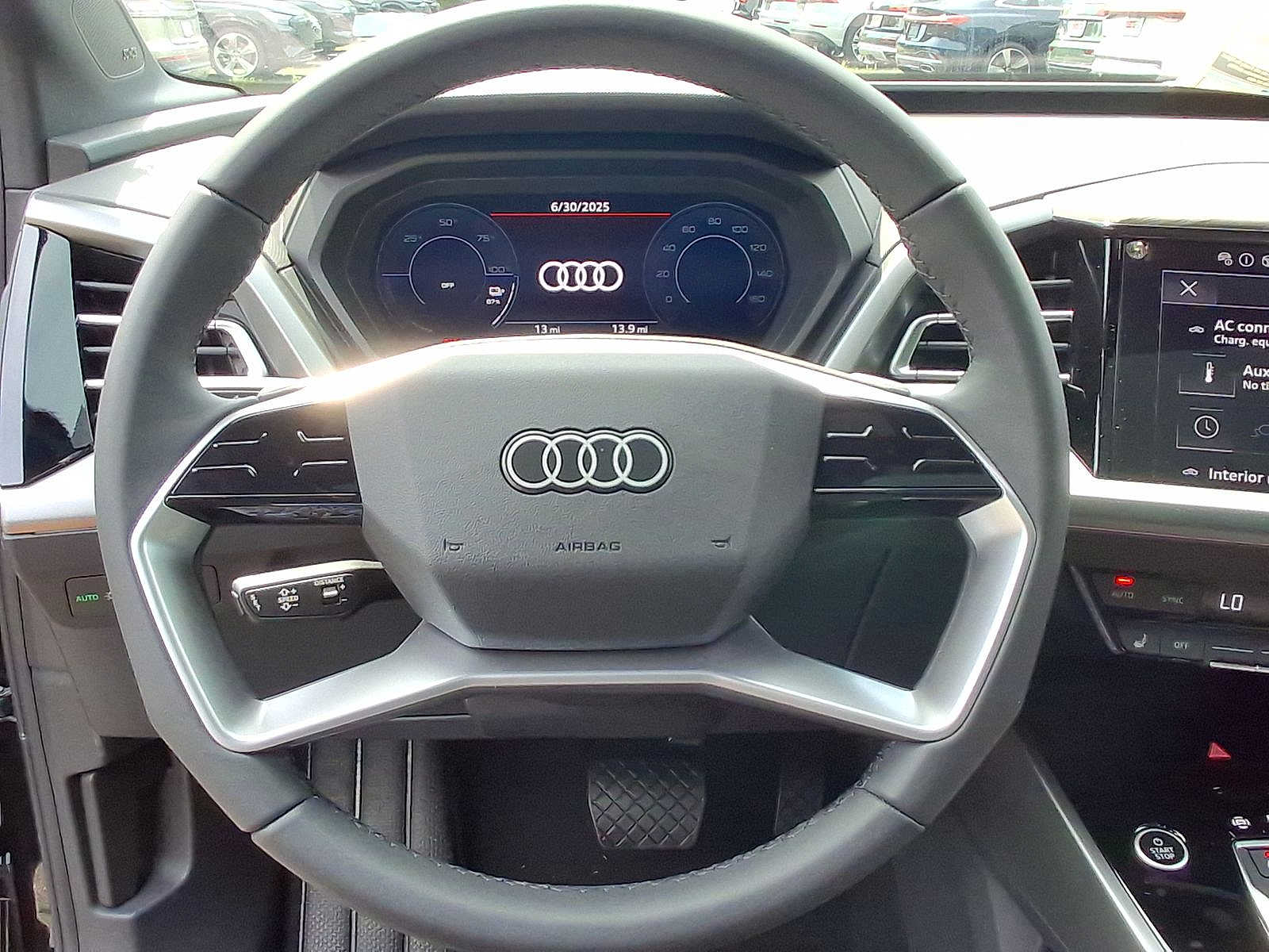 Thumbnail: 2025 Audi Q4 e-tron - 17