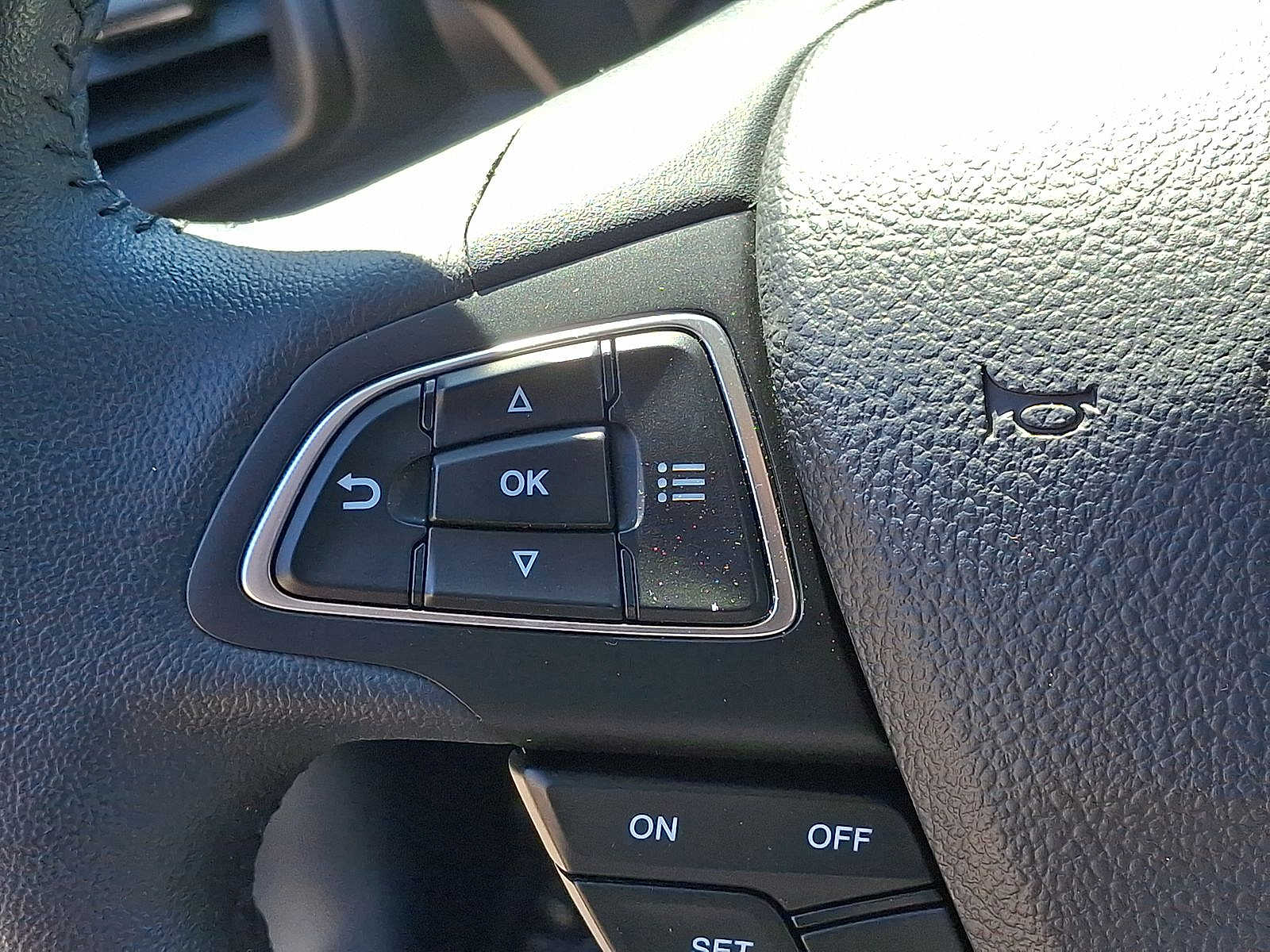 Thumbnail: 2020 Ford EcoSport - 17