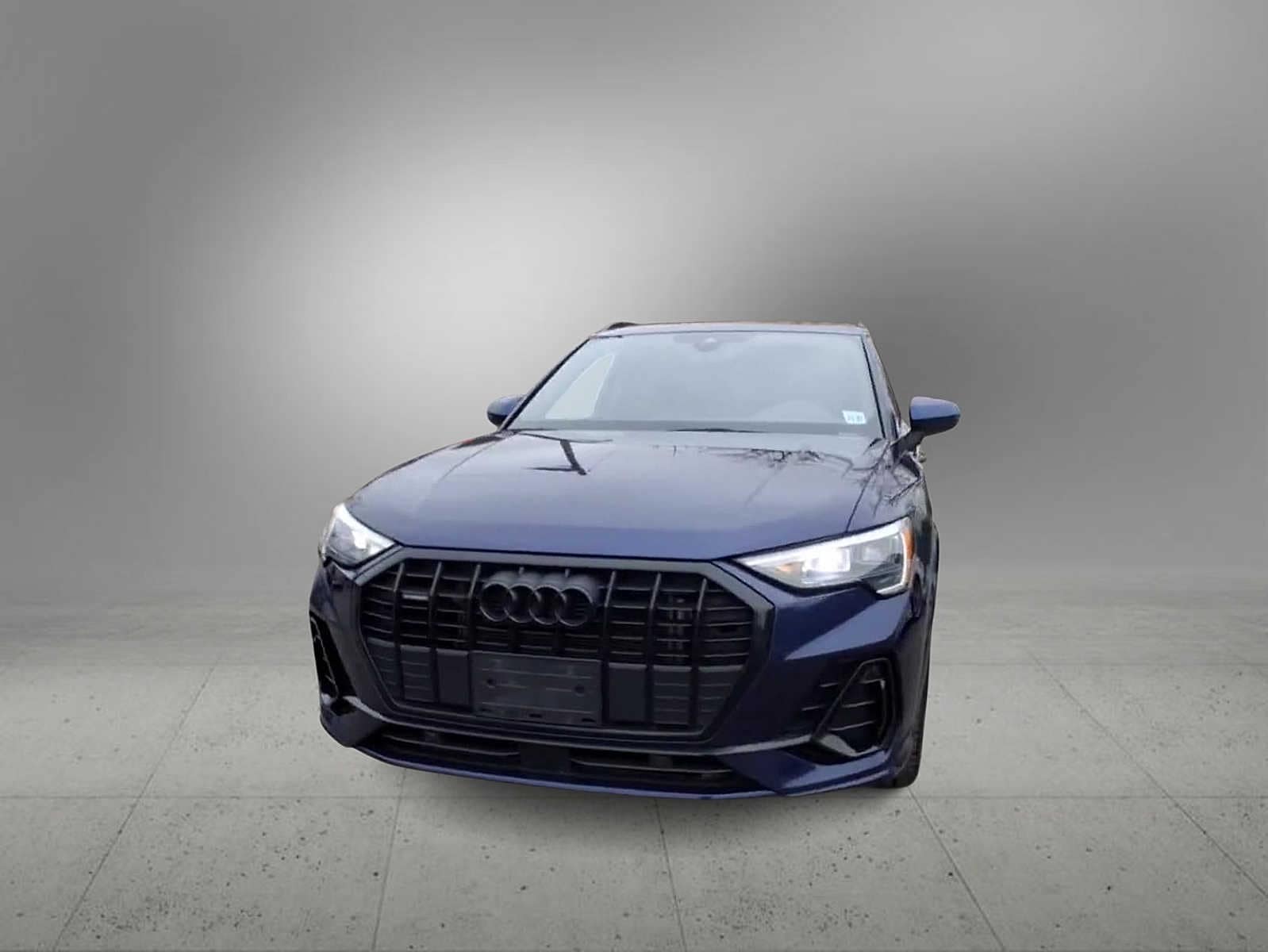 Thumbnail: 2022 Audi Q3 - 3