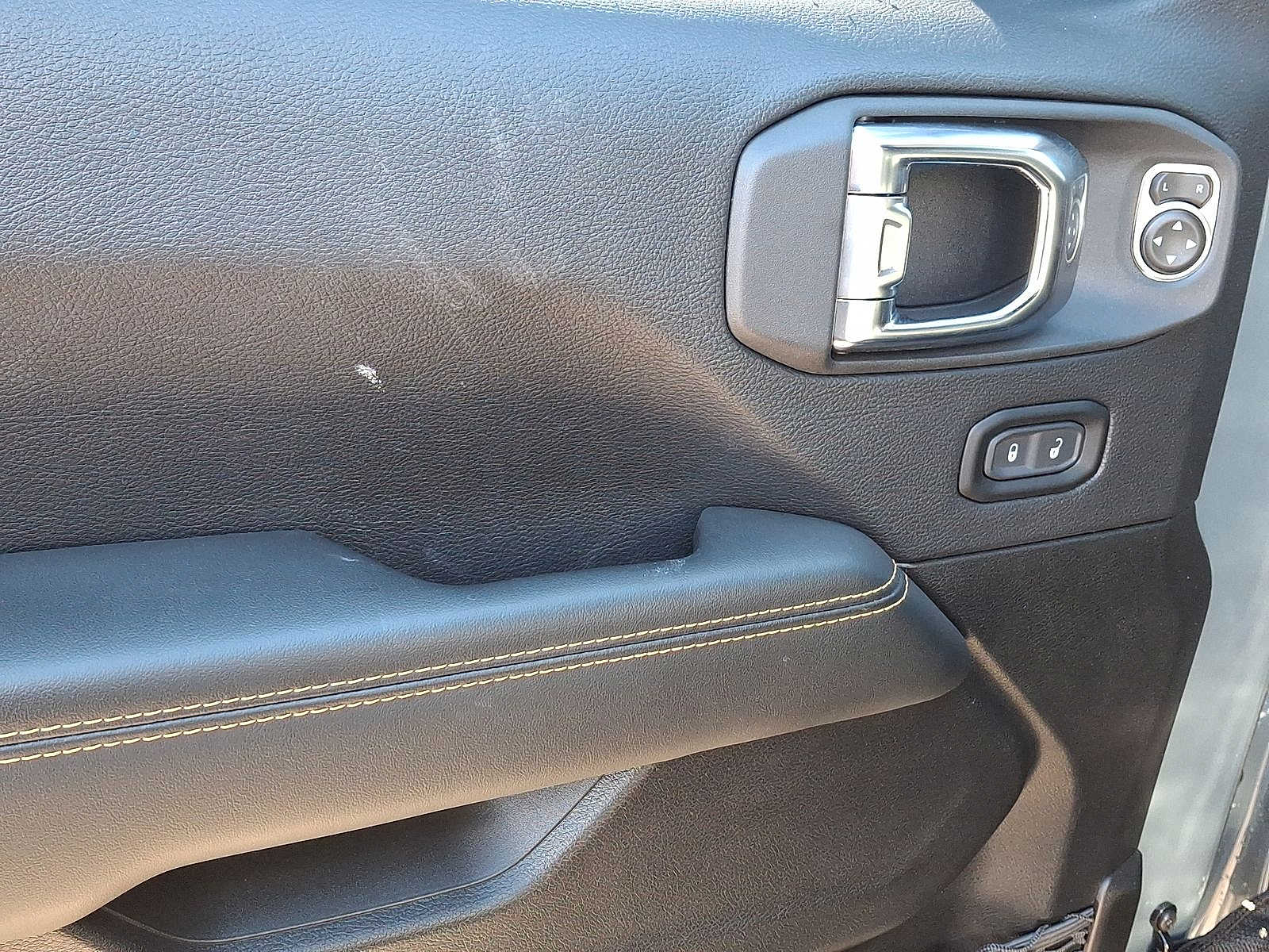 Thumbnail: 2025 Jeep Wrangler - 2