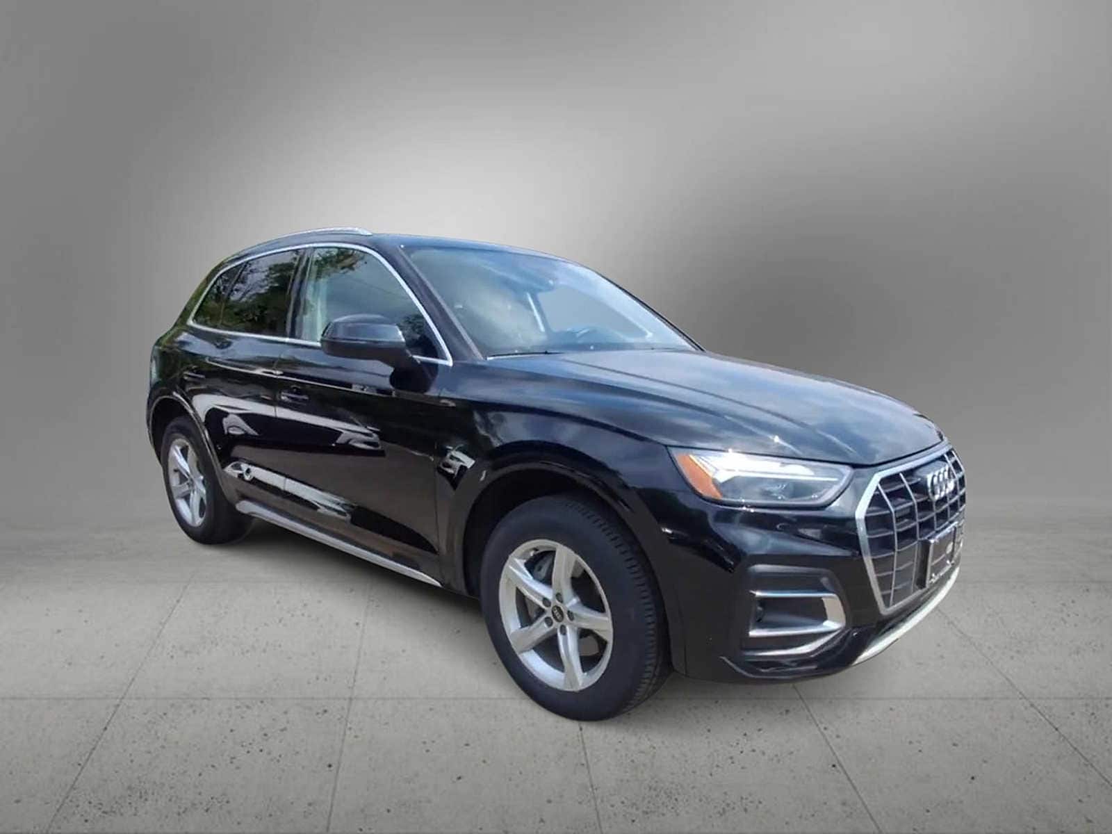 Thumbnail: 2022 Audi Q5 - 2