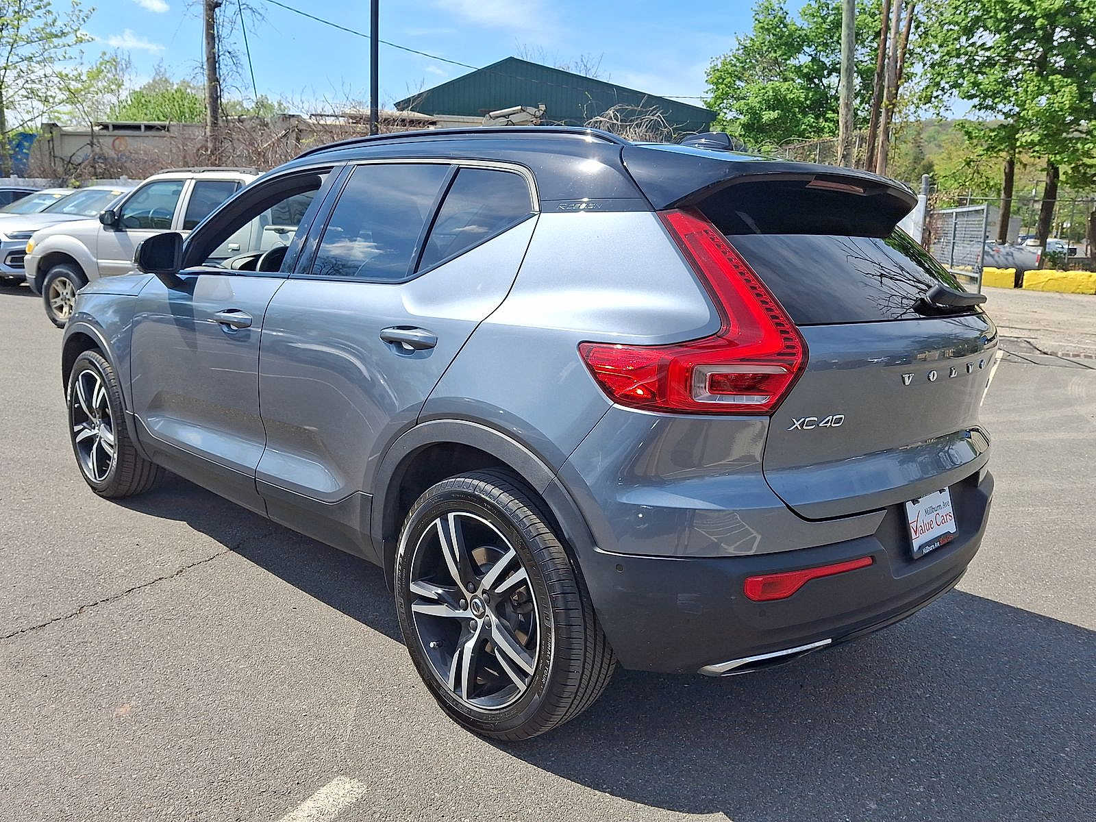 Thumbnail: 2019 Volvo XC40 - 22