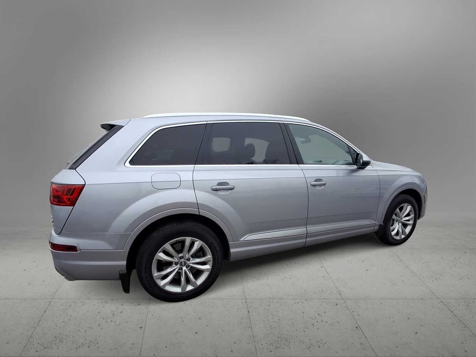 Thumbnail: 2017 Audi Q7 - 8