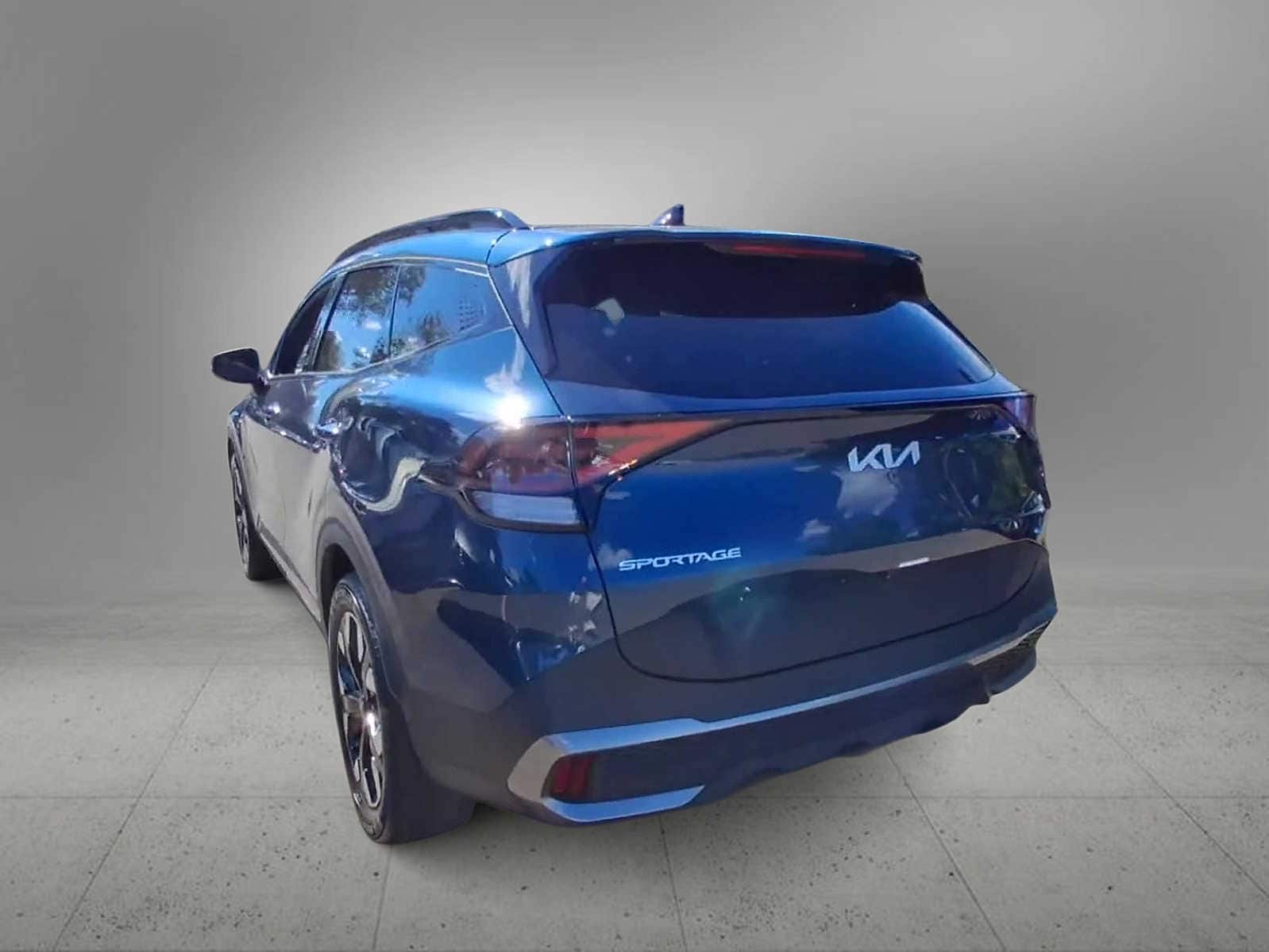 Thumbnail: 2023 Kia Sportage - 7