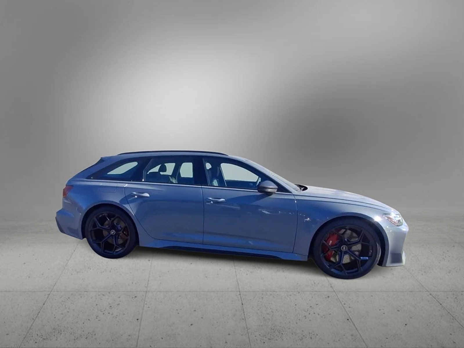 Thumbnail: 2025 Audi RS 6 - 9