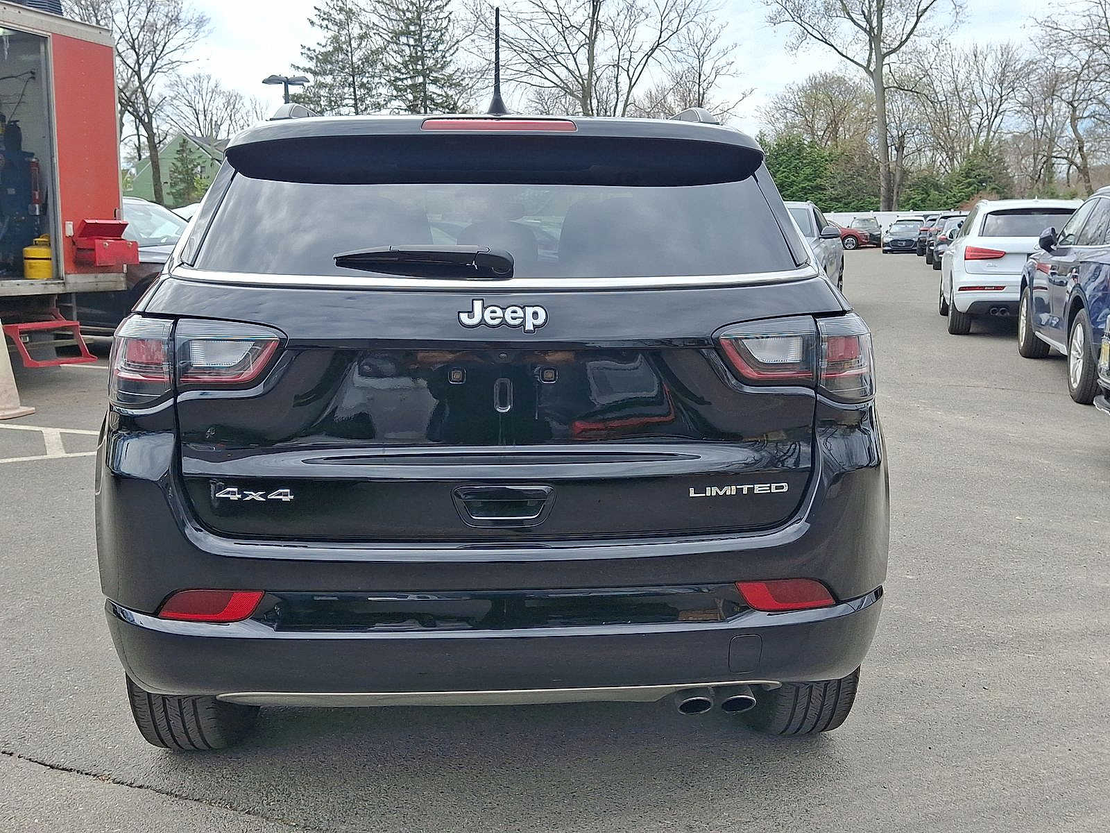 Thumbnail: 2022 Jeep Compass - 23