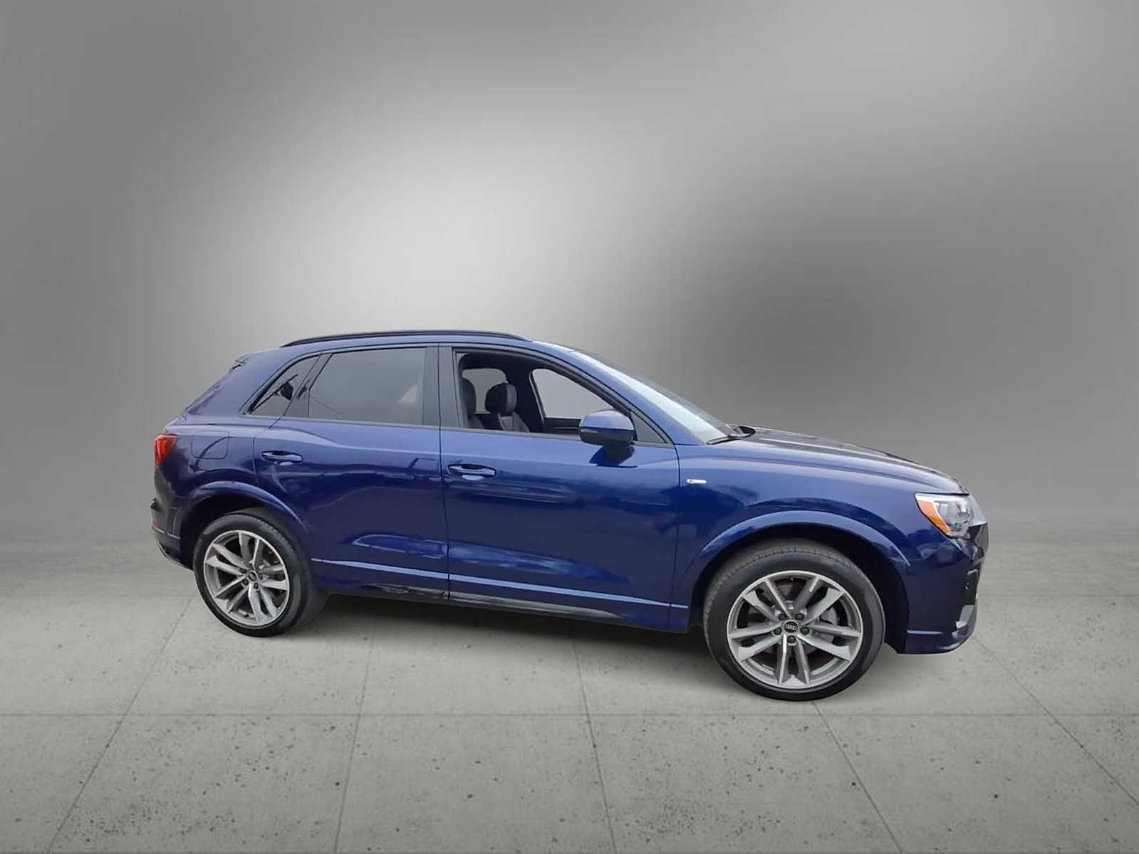 Thumbnail: 2022 Audi Q3 - 9