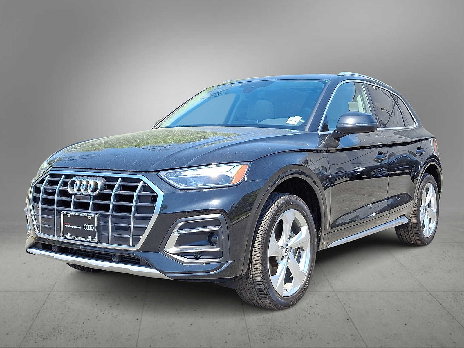 Thumbnail: 2021 Audi Q5 - 1