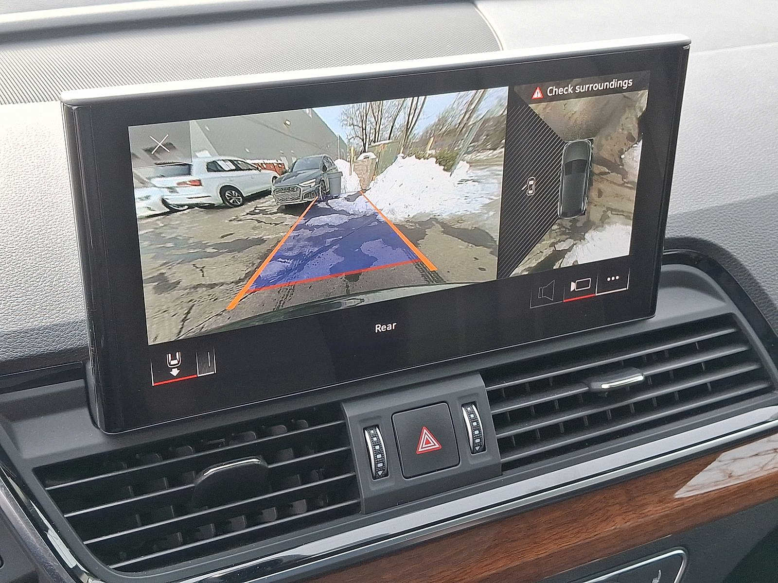 Thumbnail: 2023 Audi Q5 - 14