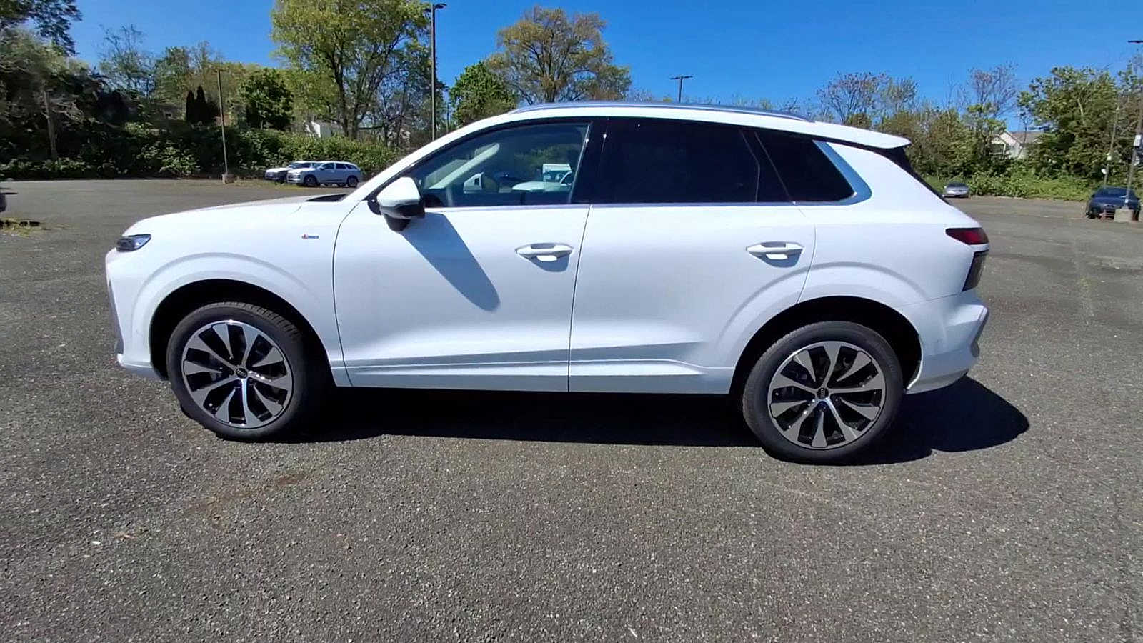 Thumbnail: 2026 Audi Q3 - 5
